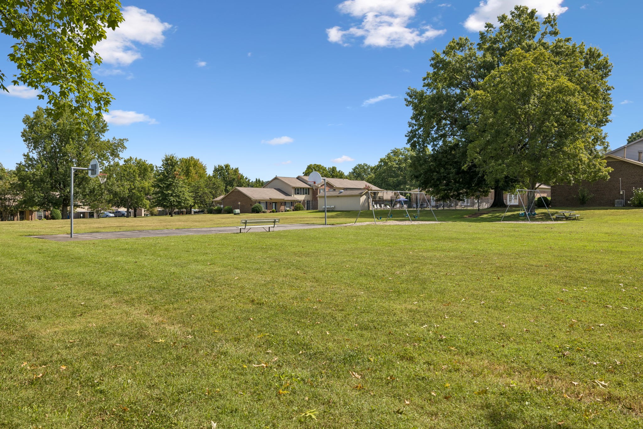 8207 Sawyer Brown Rd