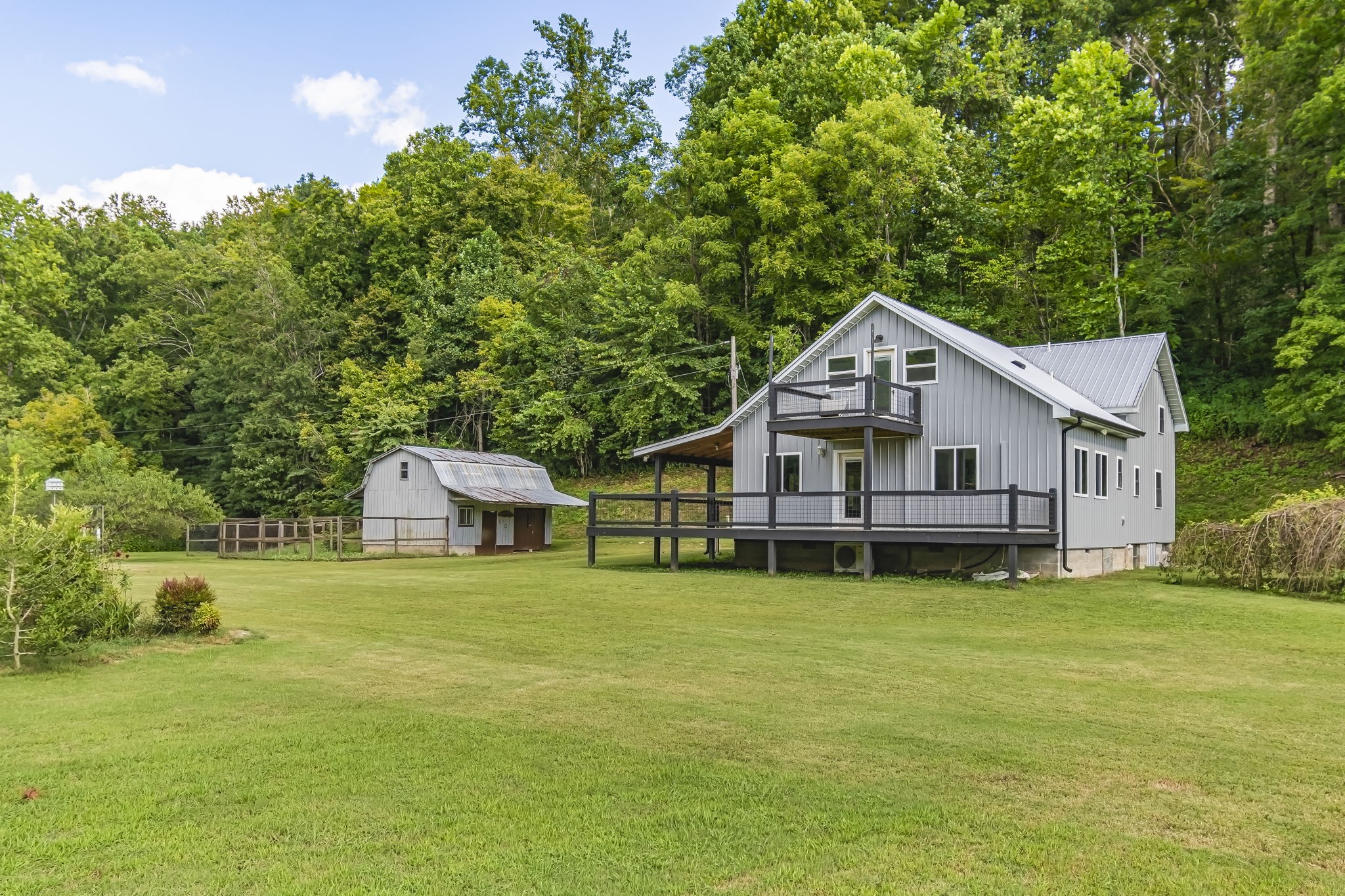 3344 Highway 438 E