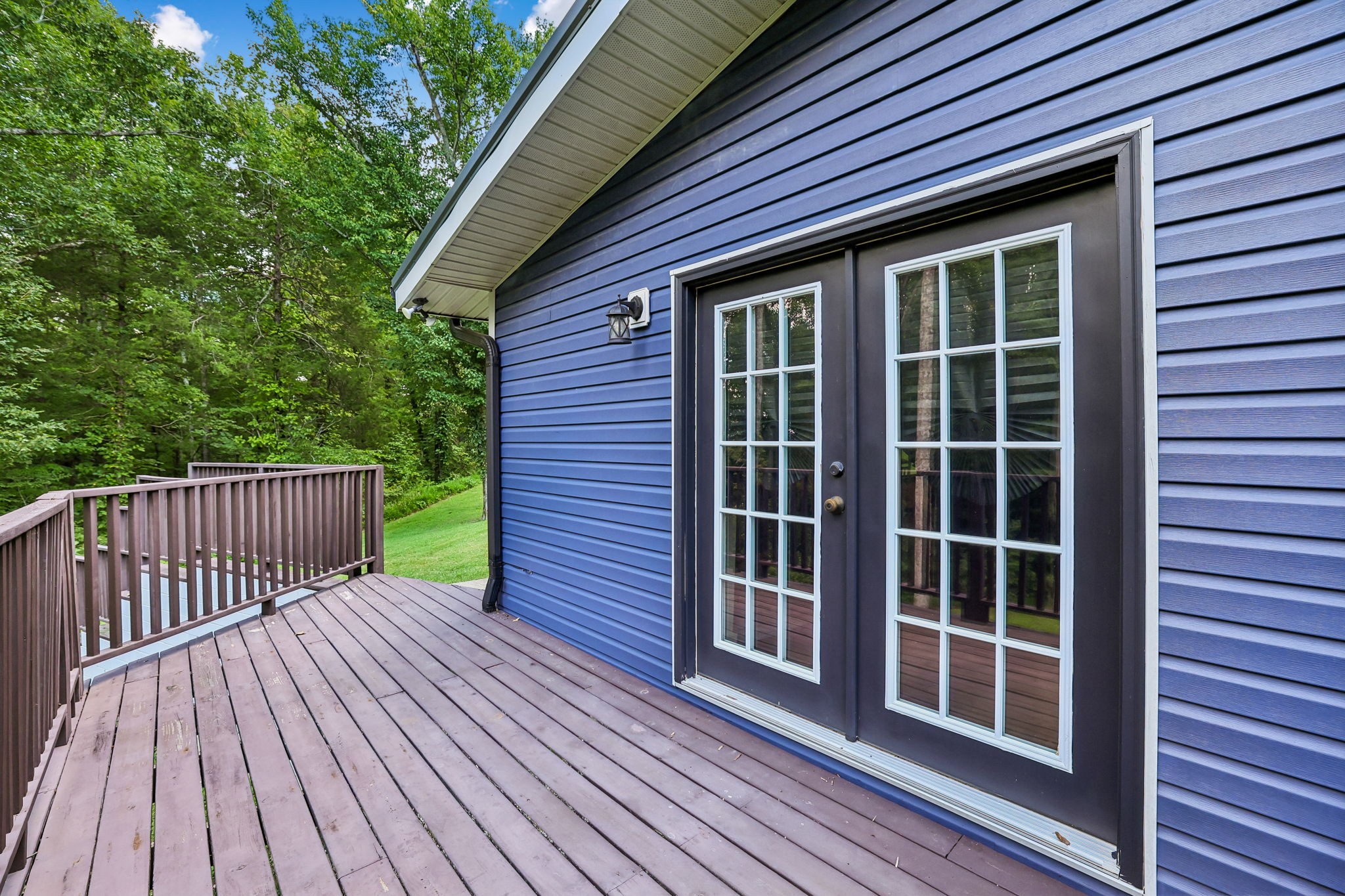 432 Parker Ln