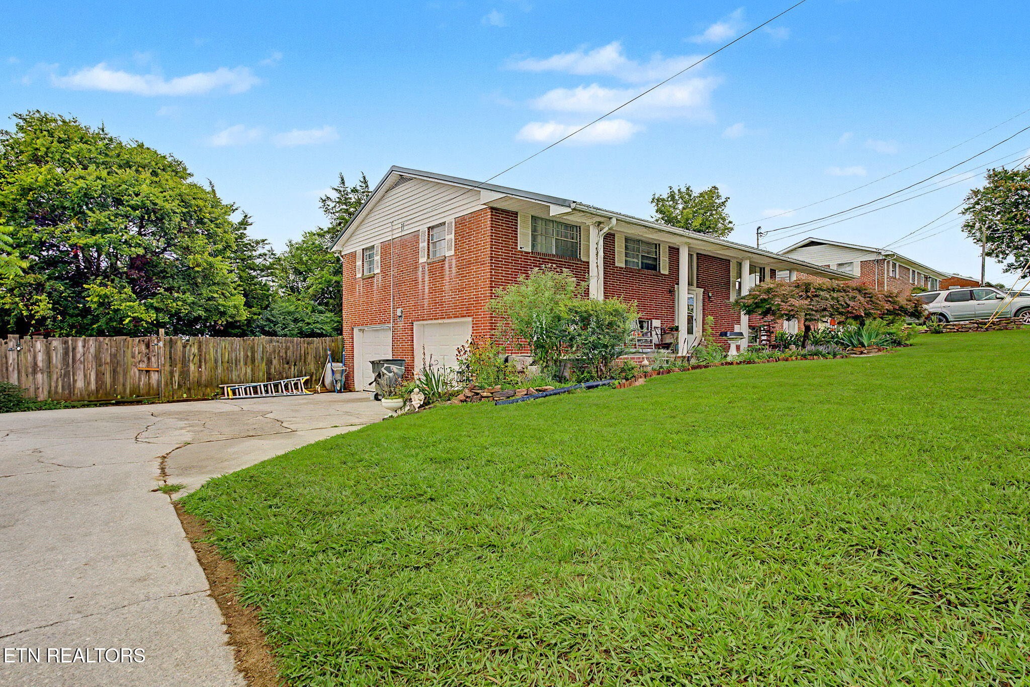 2737 Conrad Drive