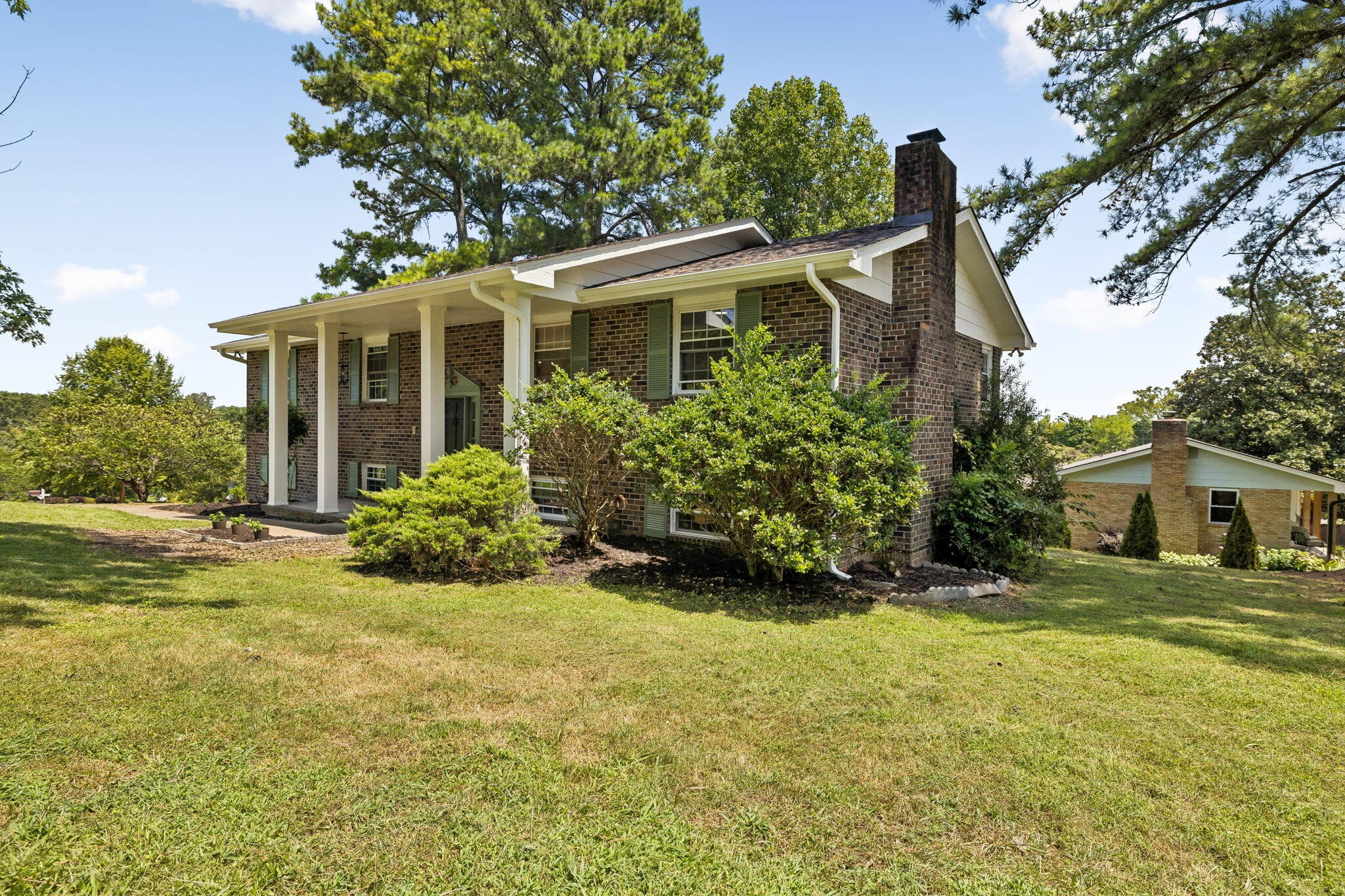 1200 Forest Green Drive