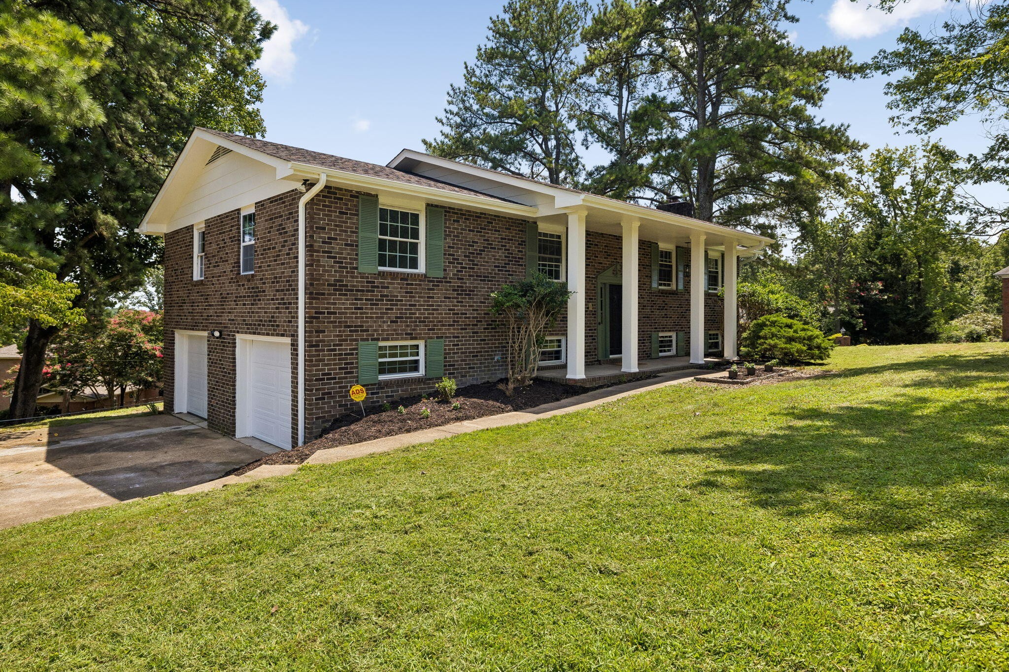 1200 Forest Green Drive