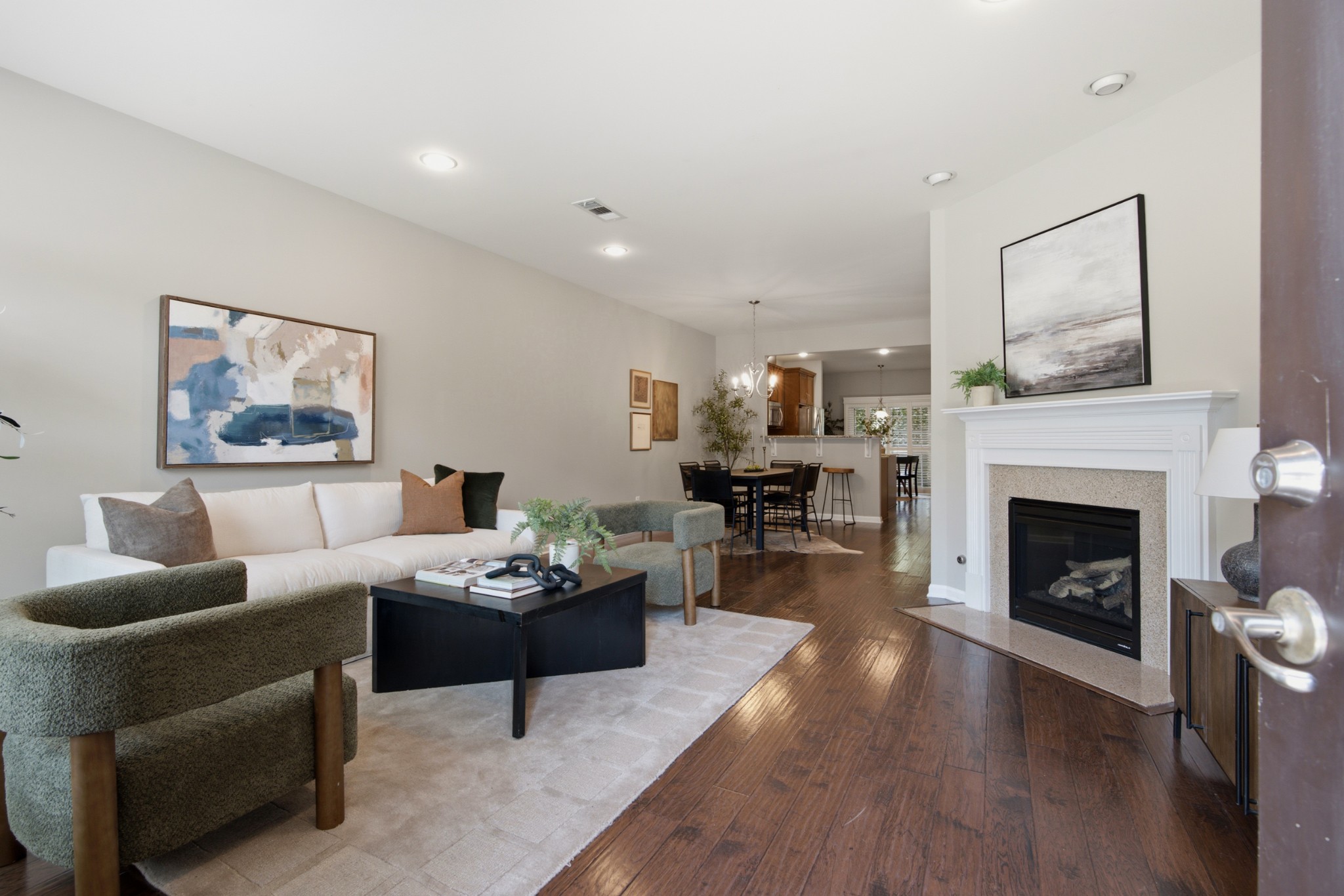2106 Traemoor Village Ct