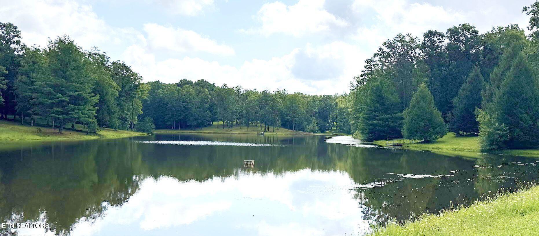 283 Falling Leaf Rd