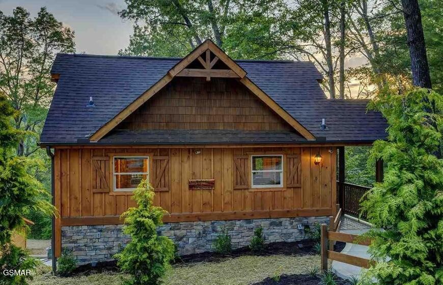 1163 Pine Mountain Road