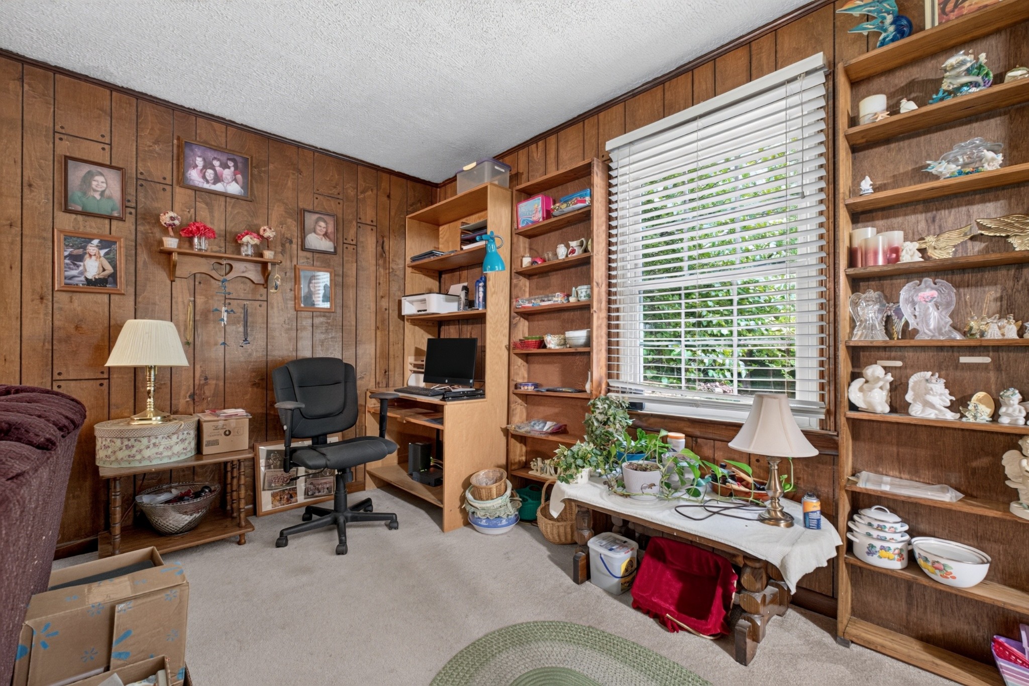 582 Spencer Dr