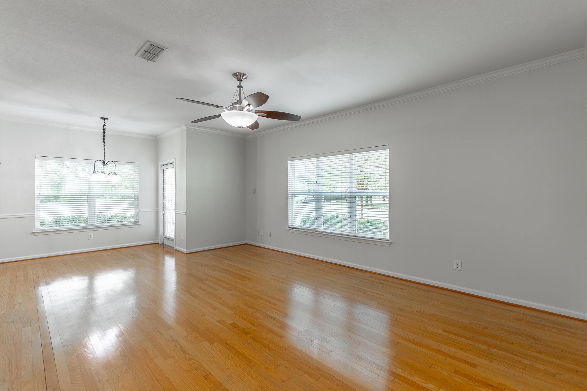 2105 Regency Court