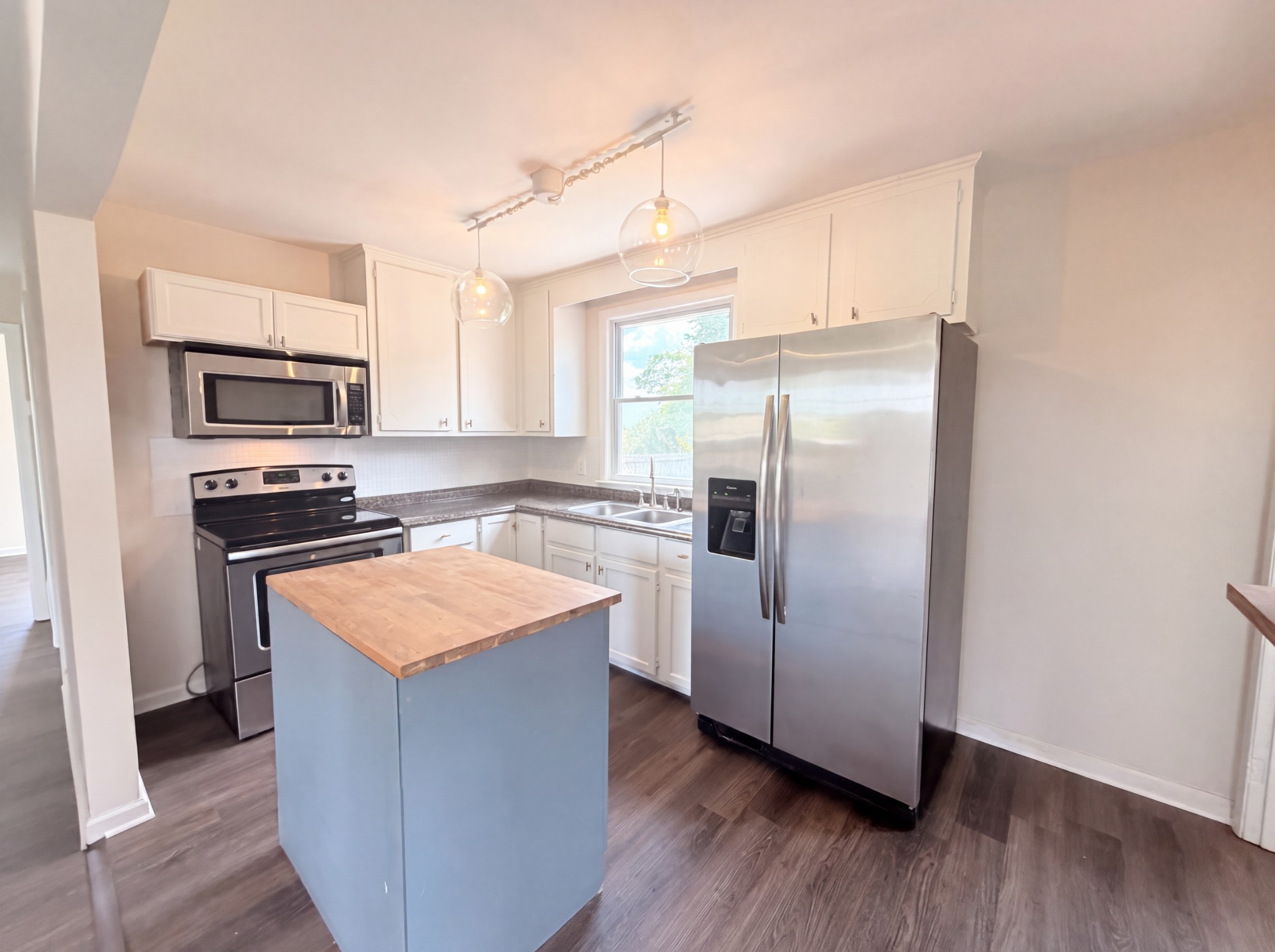 1447 Snell Blvd