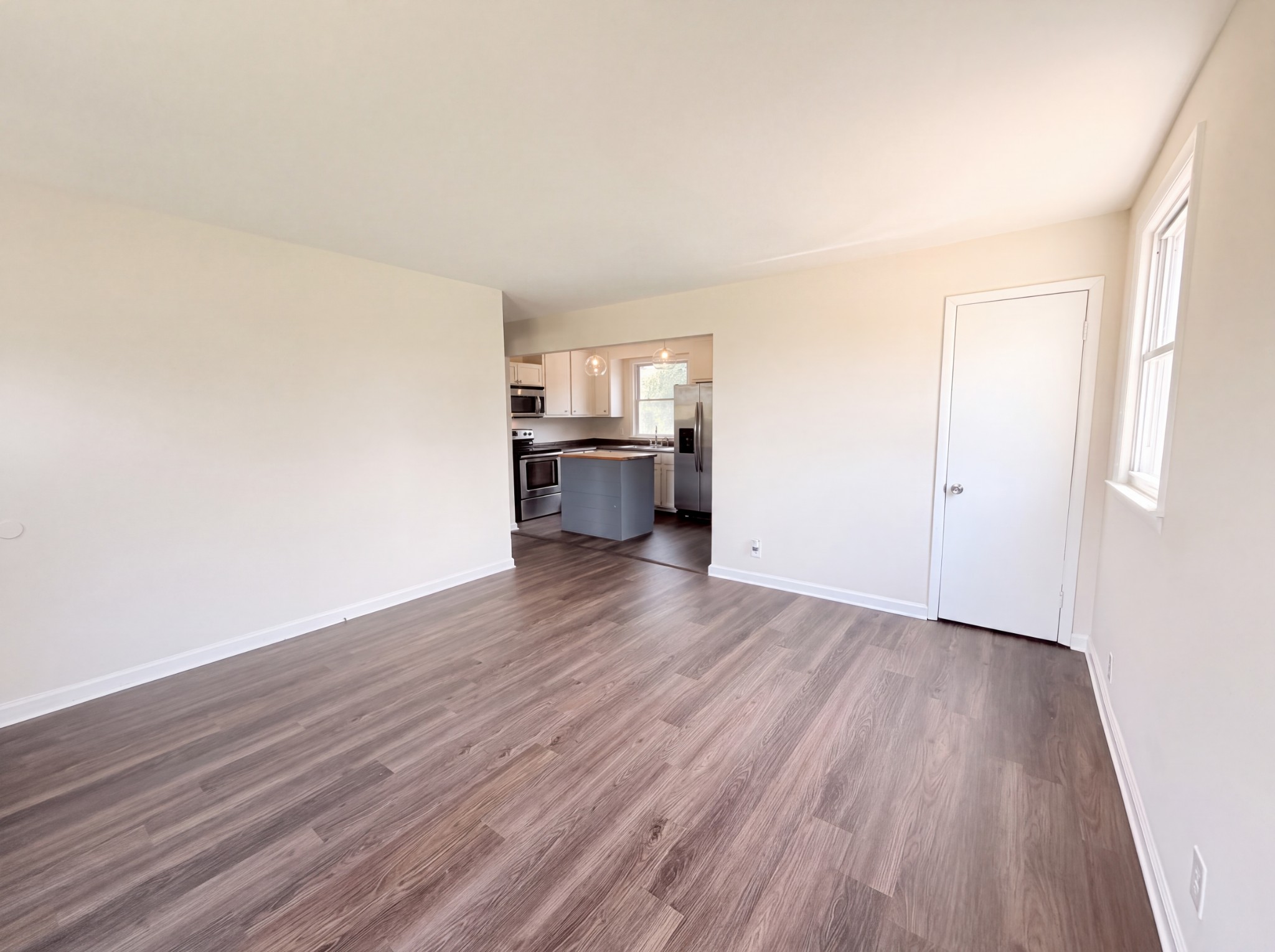 1447 Snell Blvd