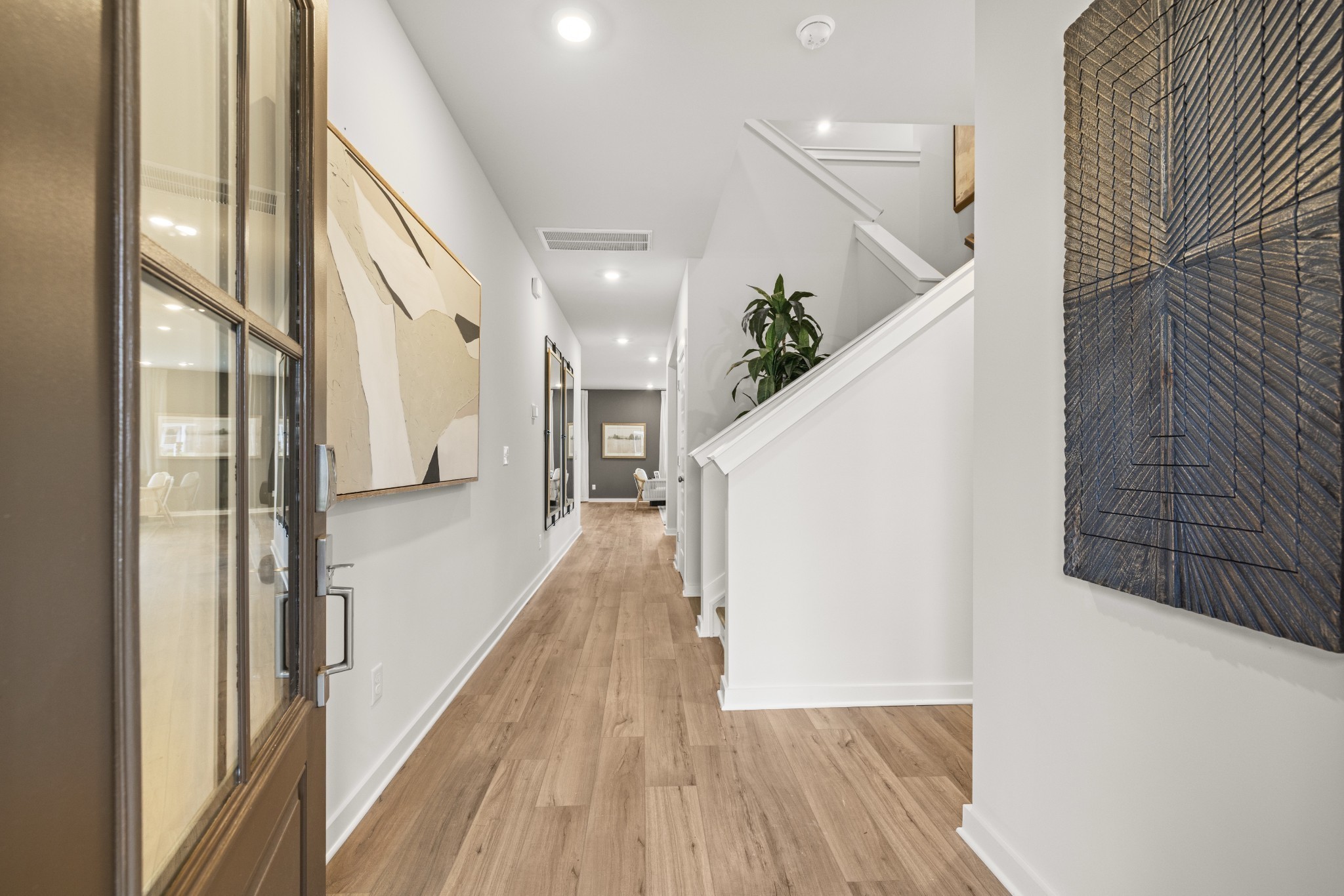228 Crown Gardens CT