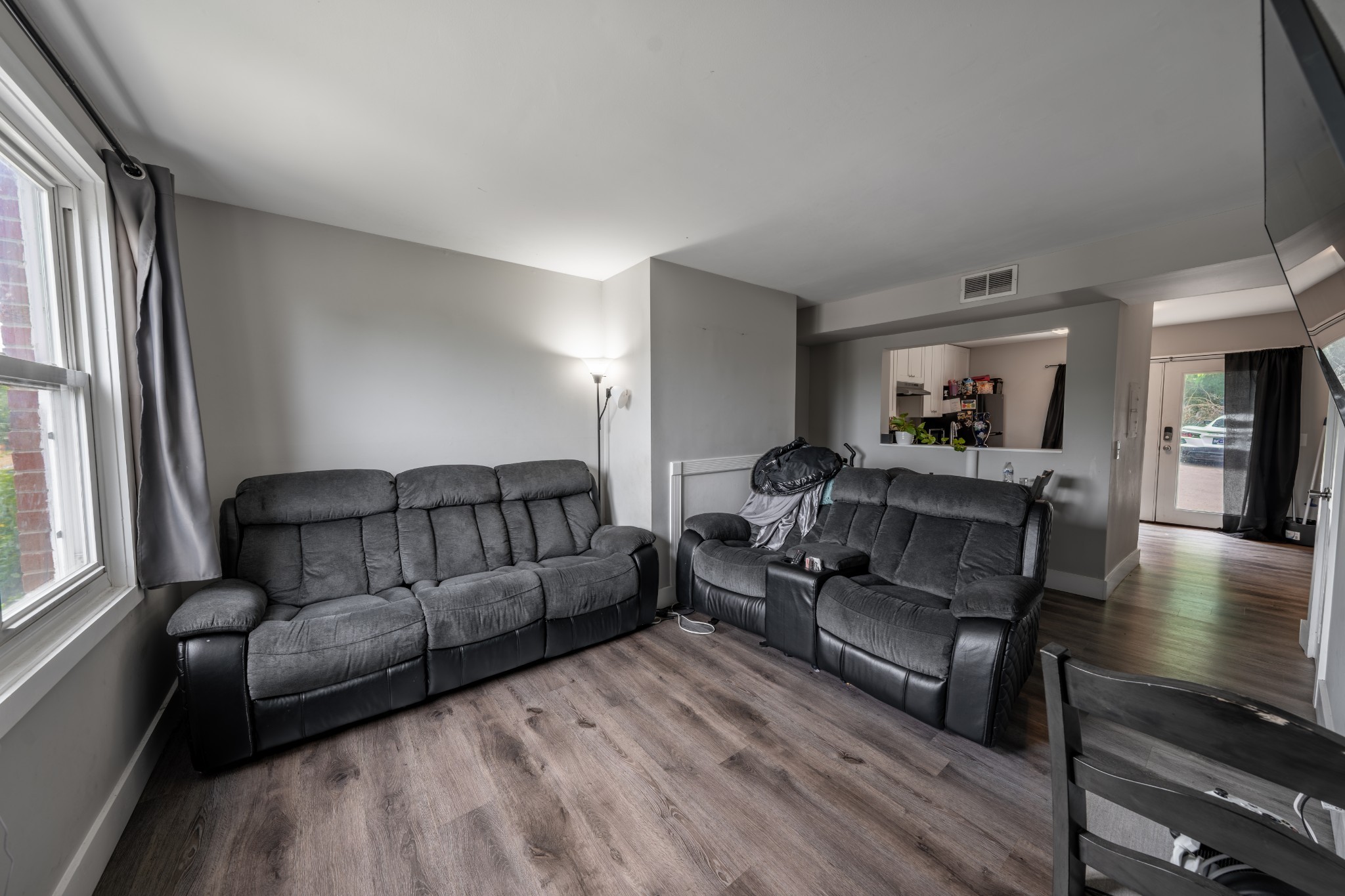 3316 Niagara Dr