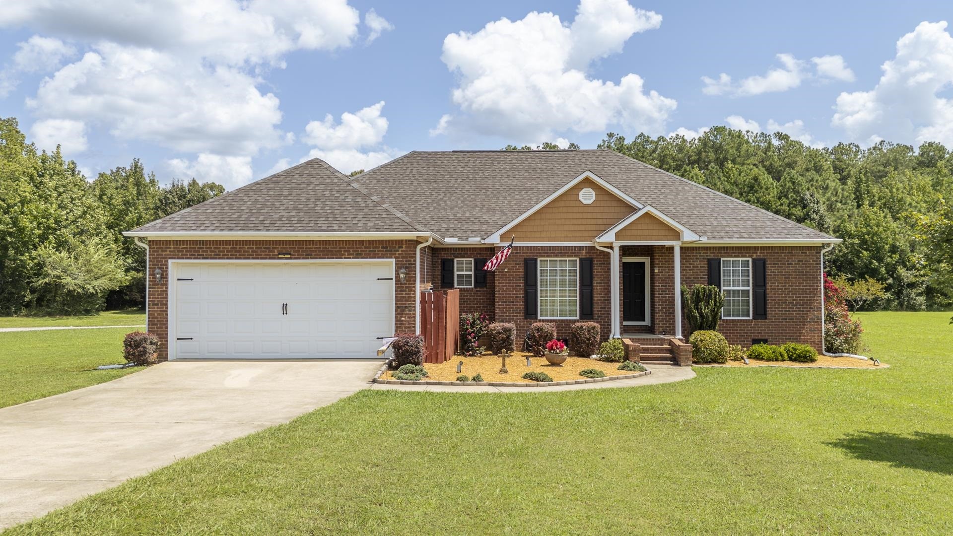 625 TWELVE OAKS DR