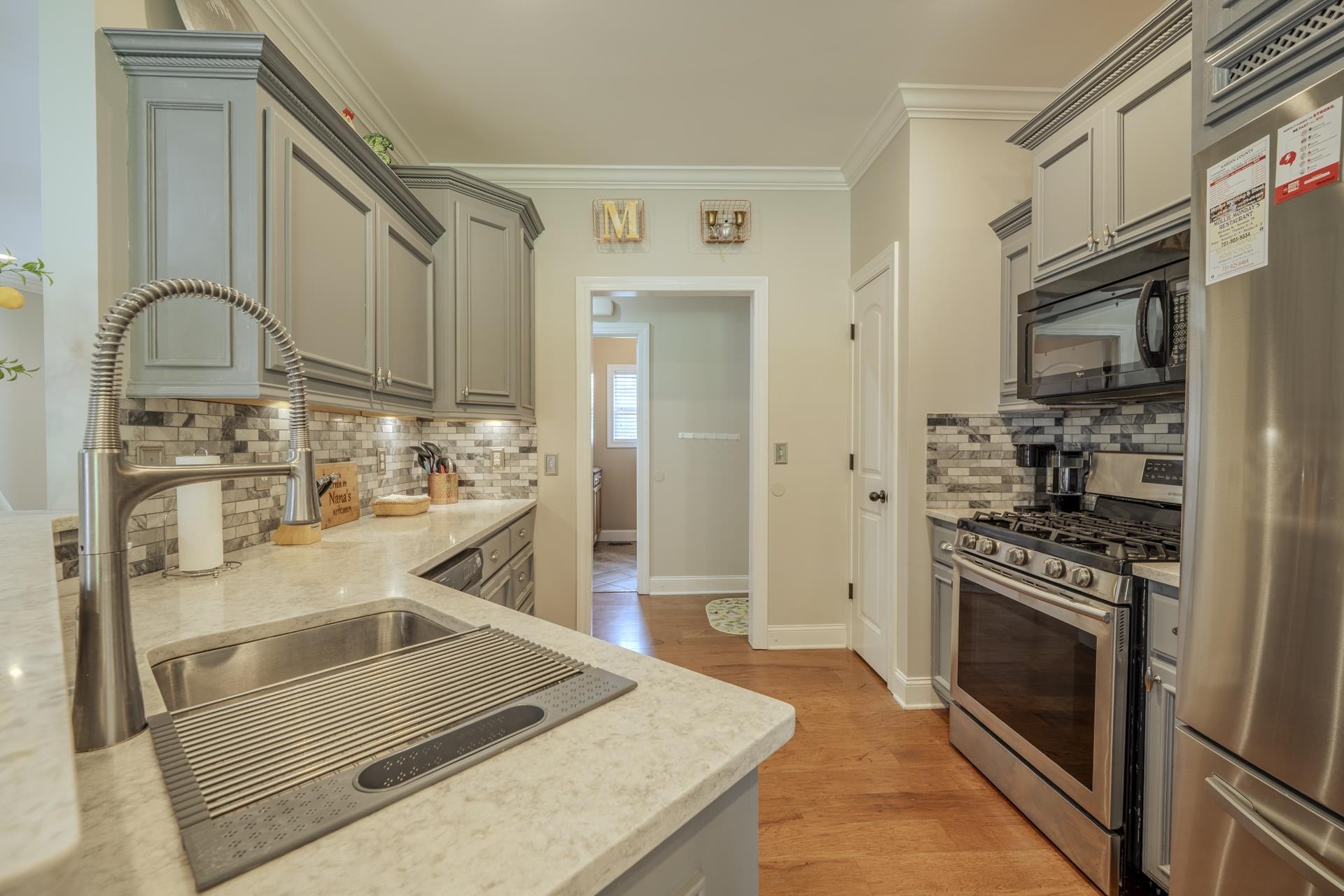 625 TWELVE OAKS DR