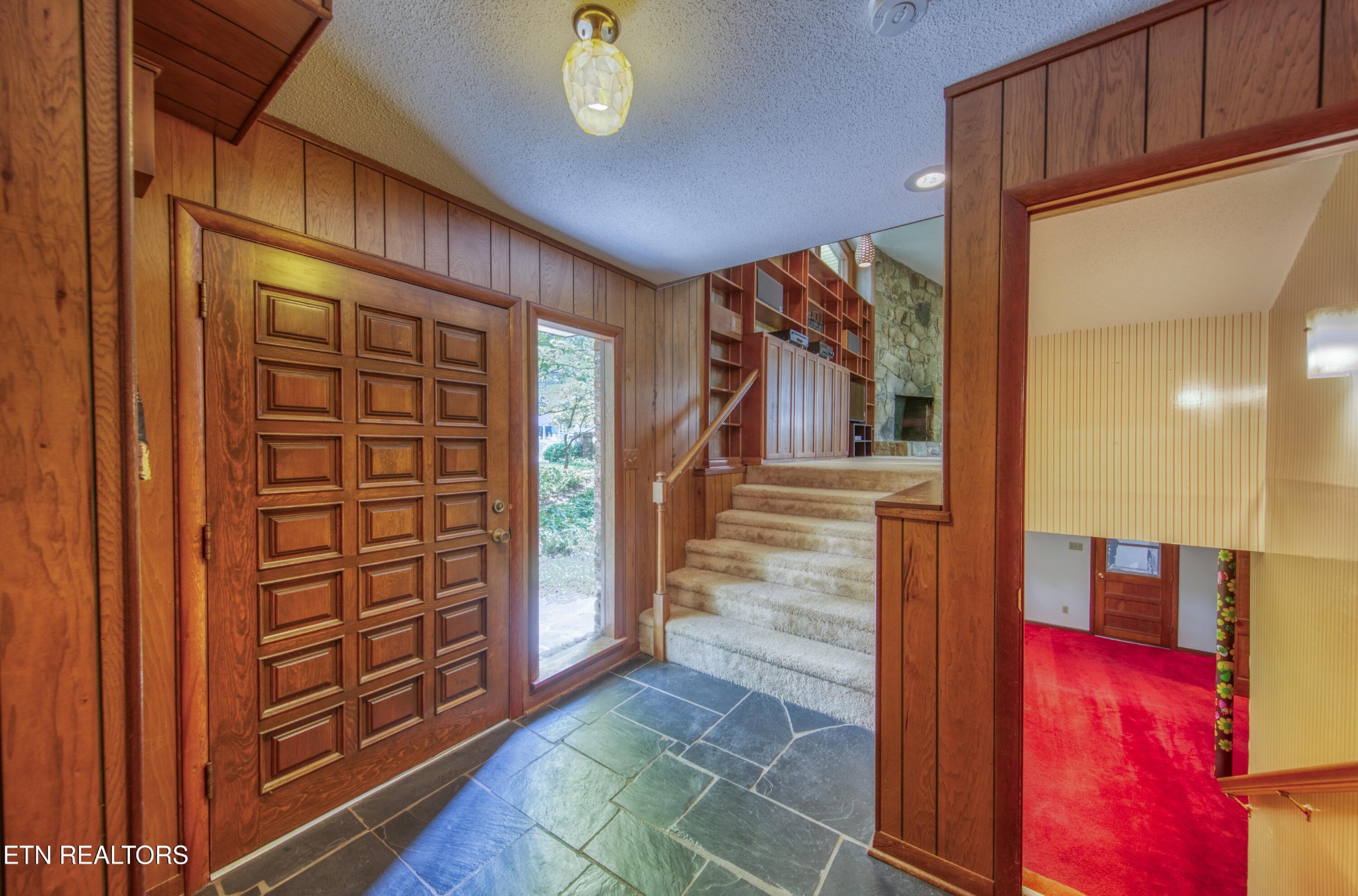 1014 W Outer Drive