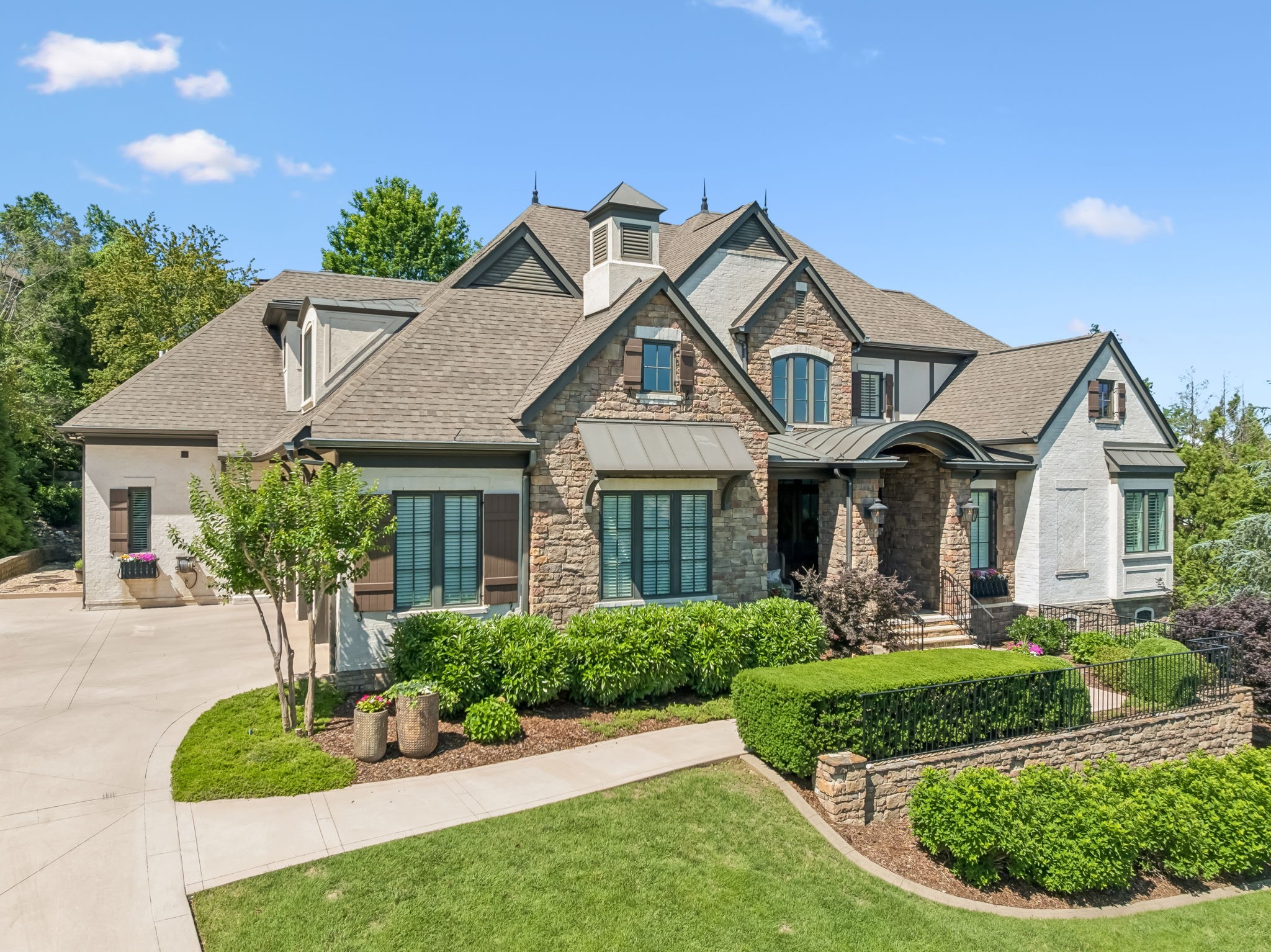 14 Ironwood Ln