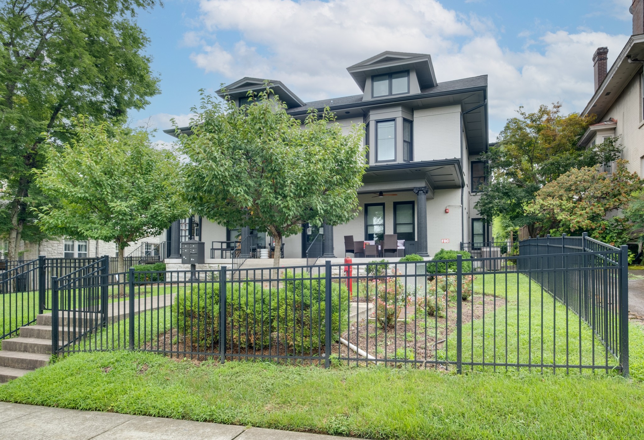 1707 Blair Blvd