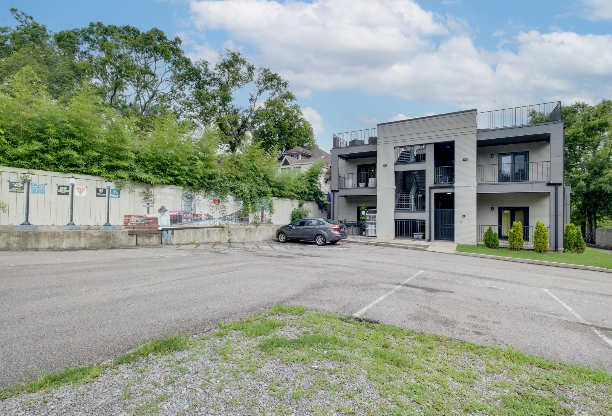1707 Blair Blvd