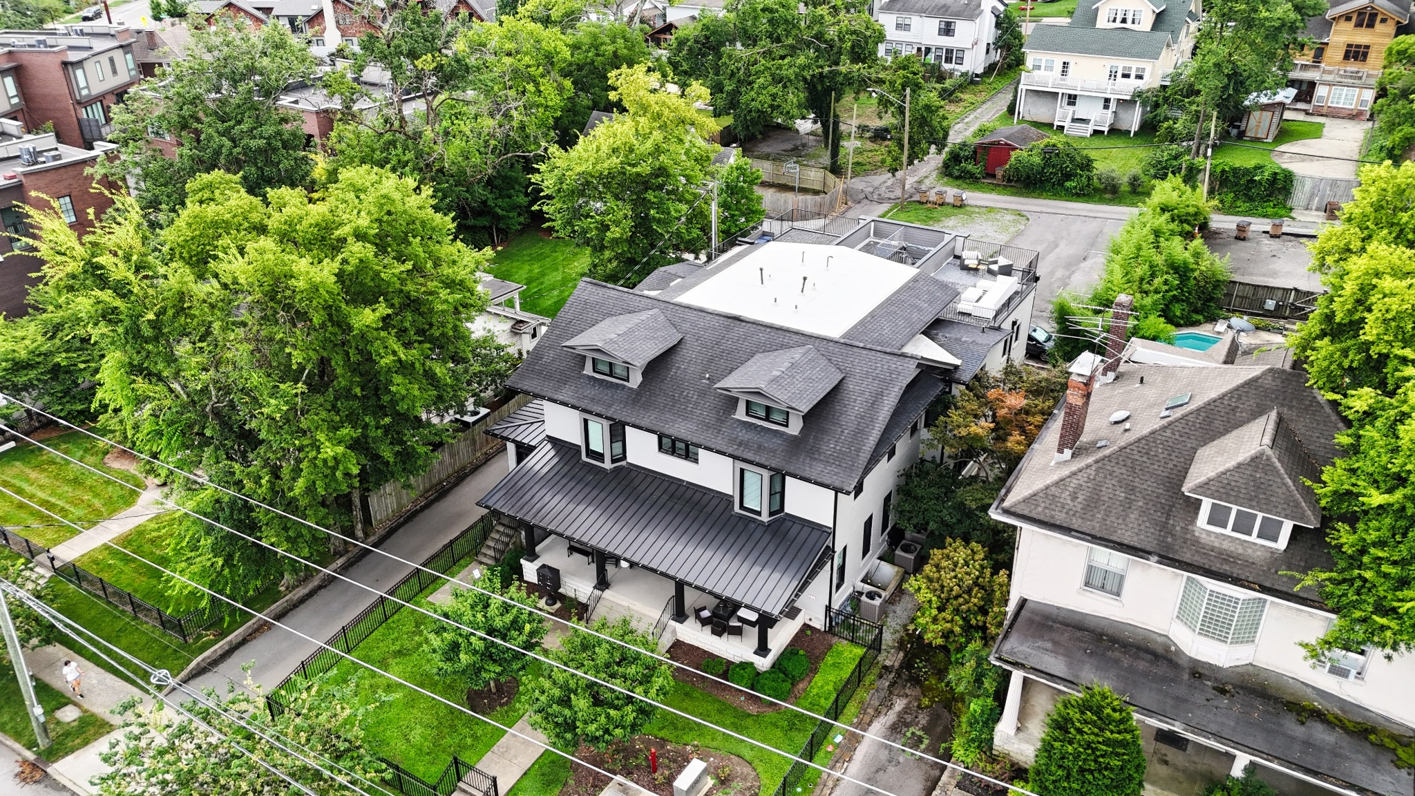 1707 Blair Blvd
