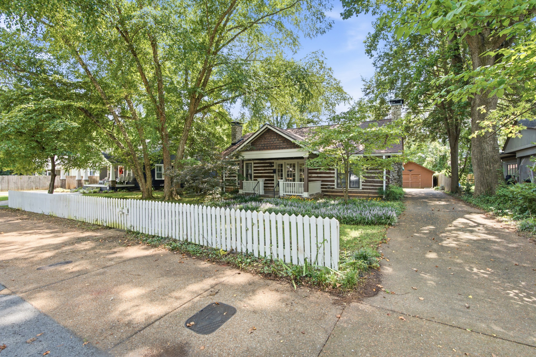 808 E Burton St, E