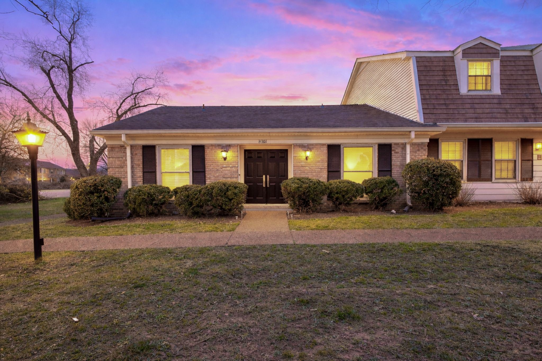 8300 Sawyer Brown Rd