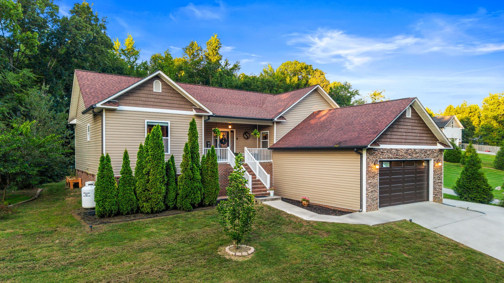 685 York Rd, NE