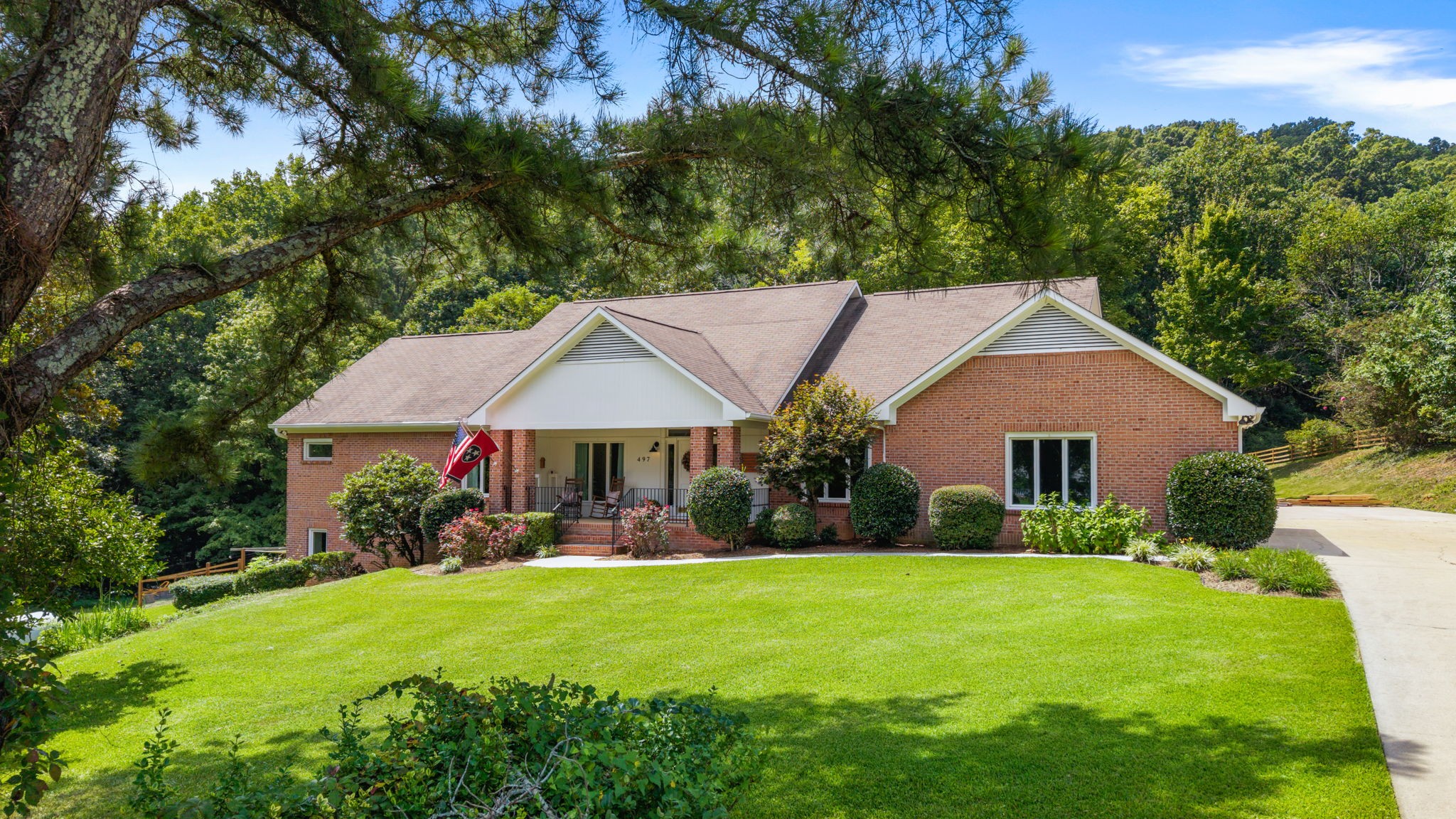 497 Cobblestone Creek Rd, NW