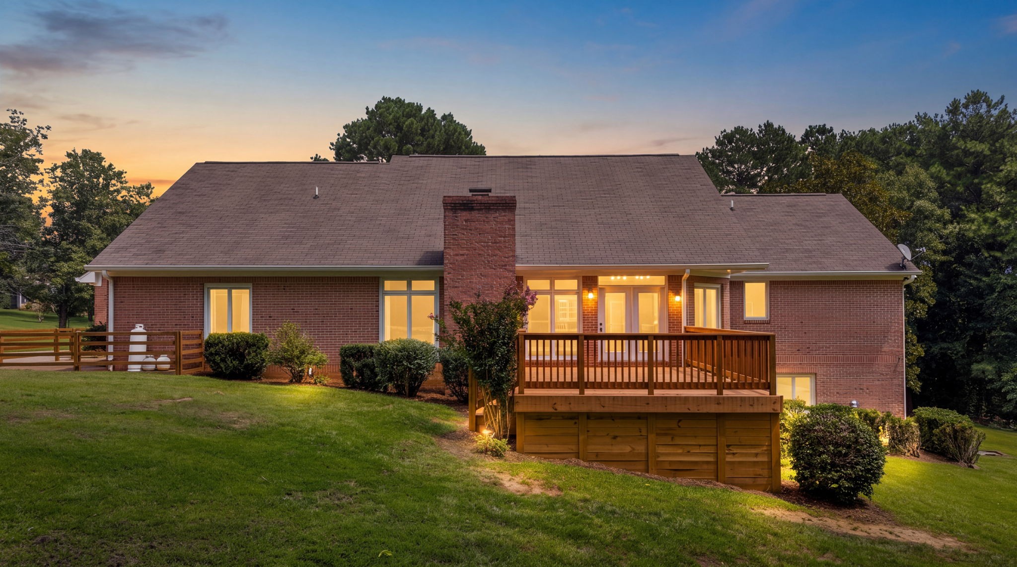 497 Cobblestone Creek Rd, NW