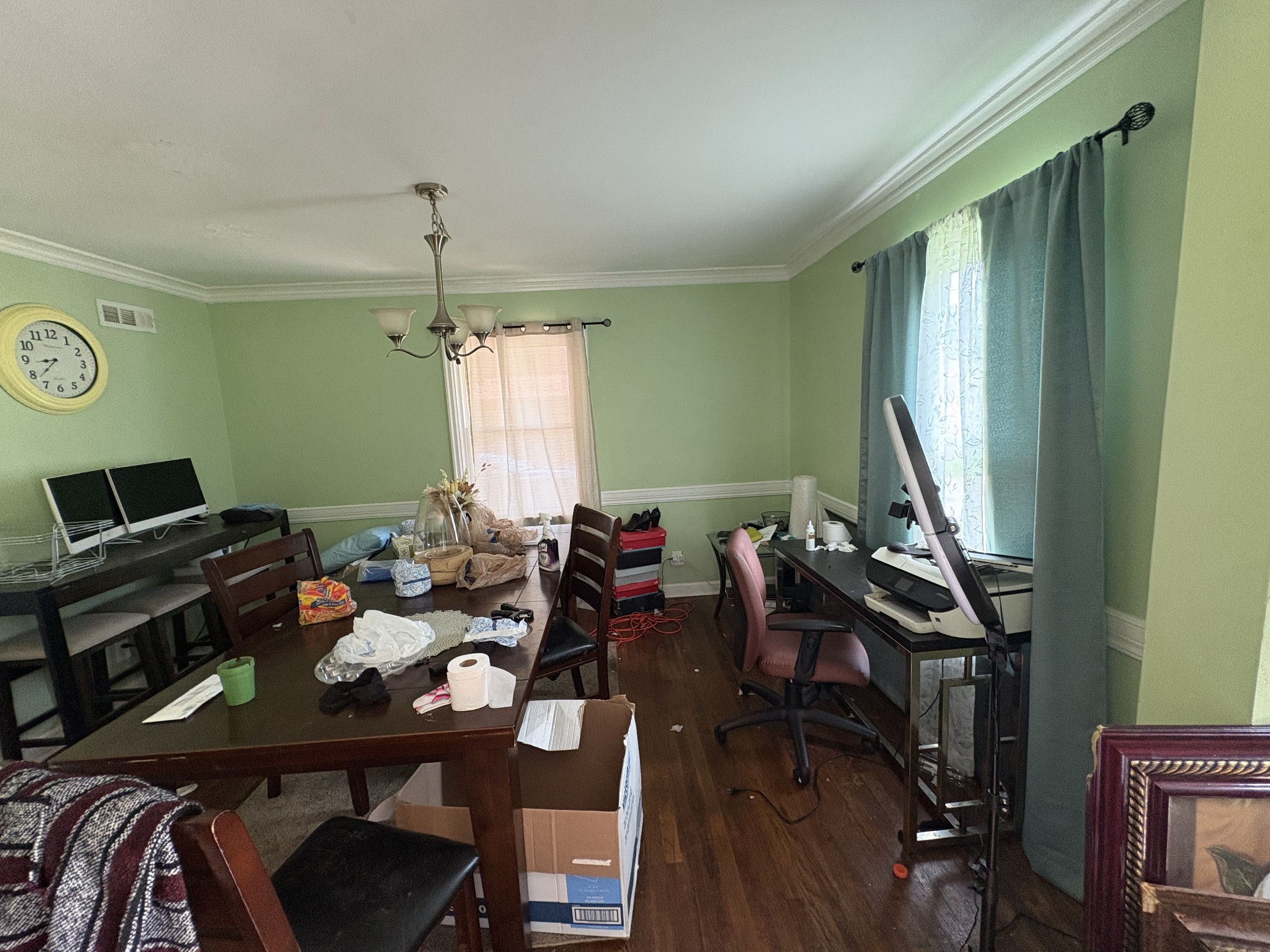 1348 Oakwood Dr