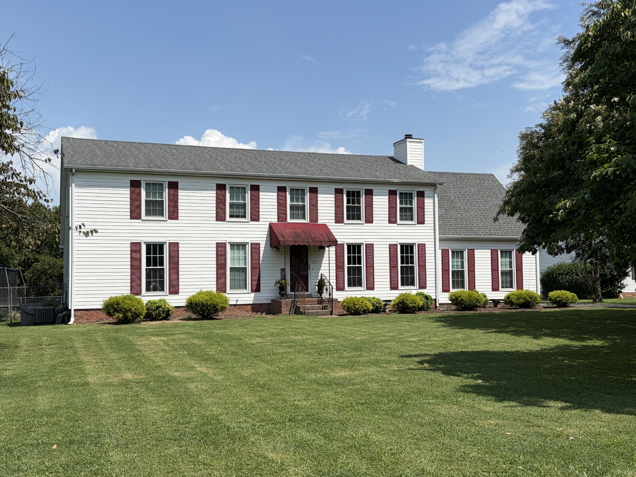 648 Greystone Dr