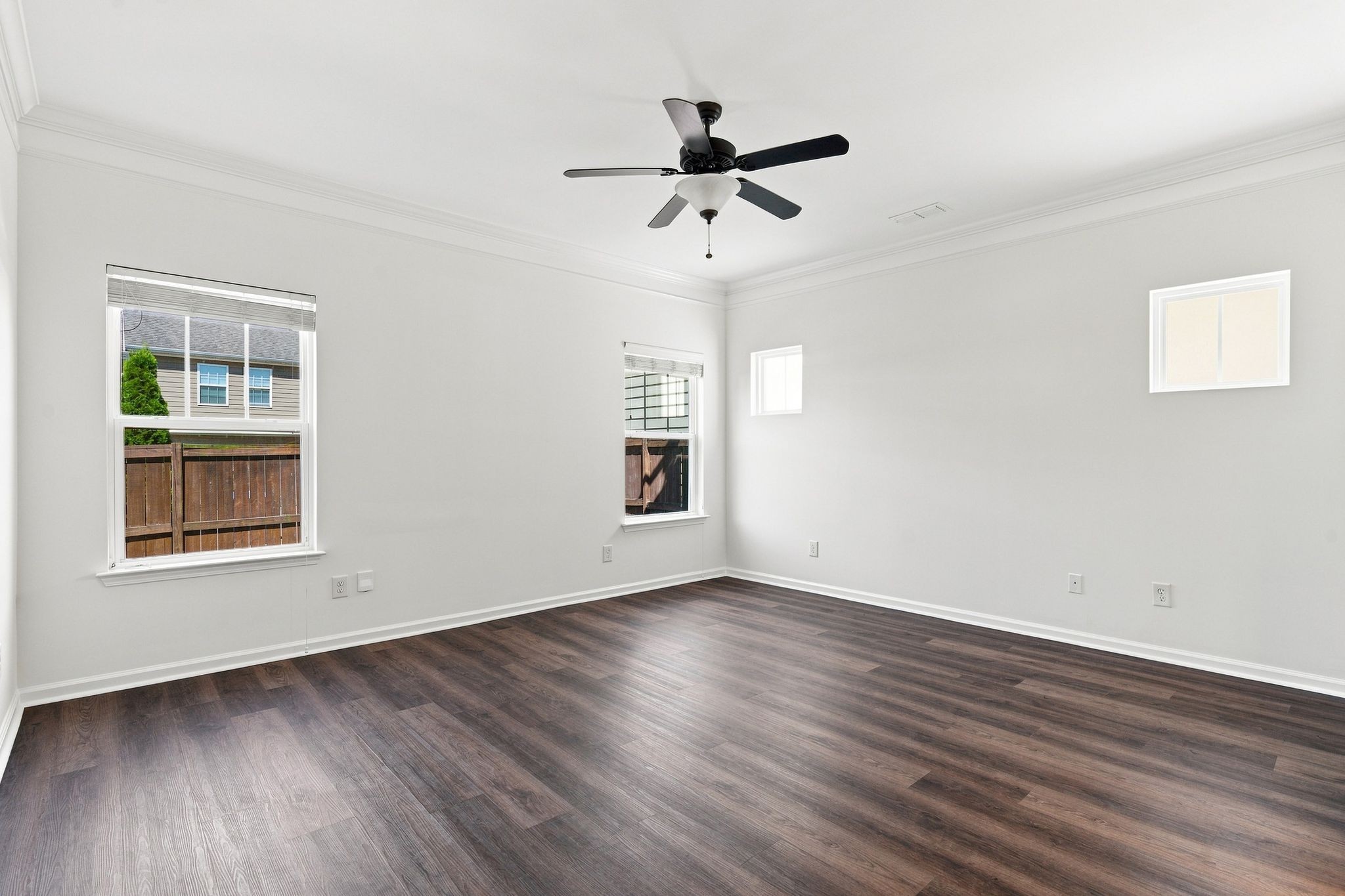 3003 Bienville Dr