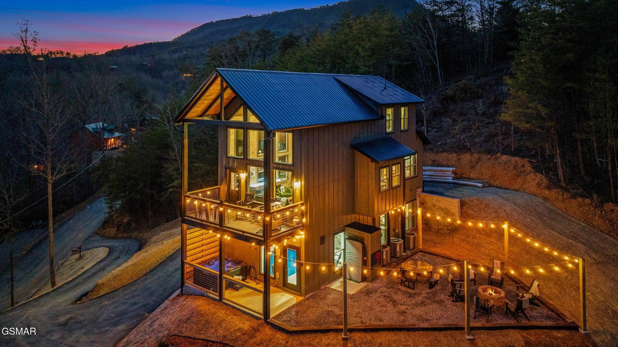 1518 Bear Valley Road