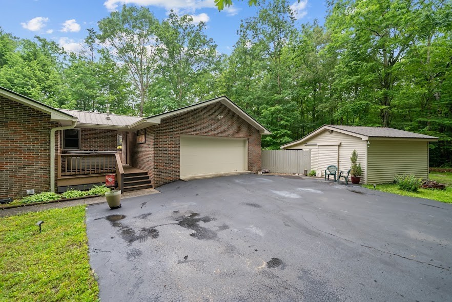 1320 Laurel Way