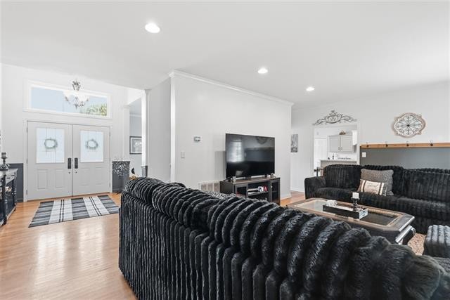 105 Oakwind Rd