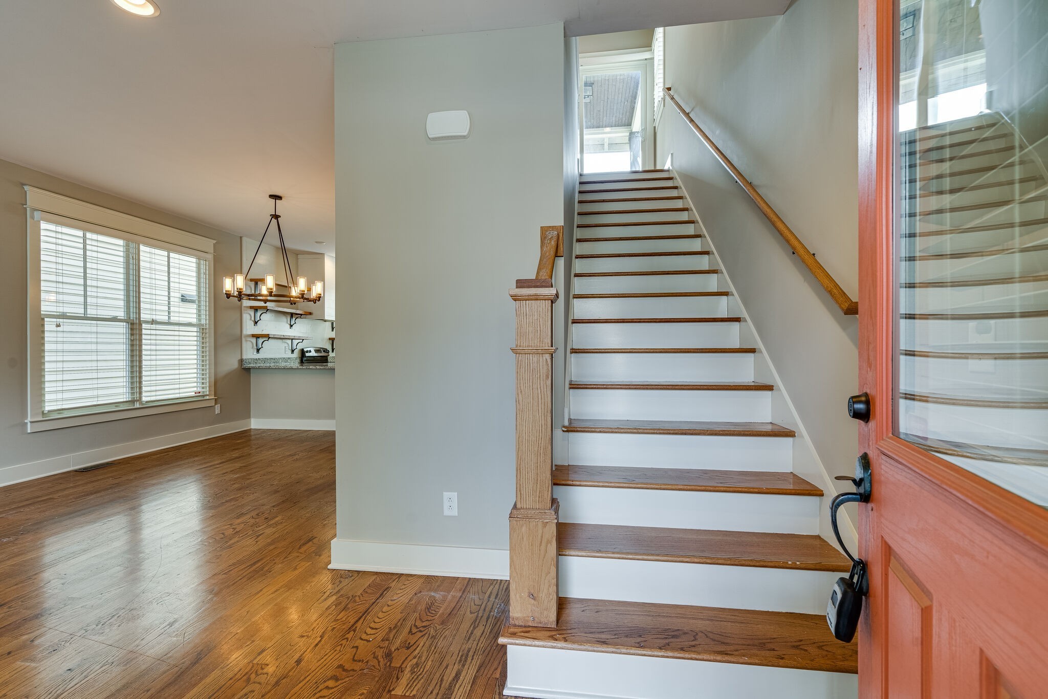 902 Cheatham Pl