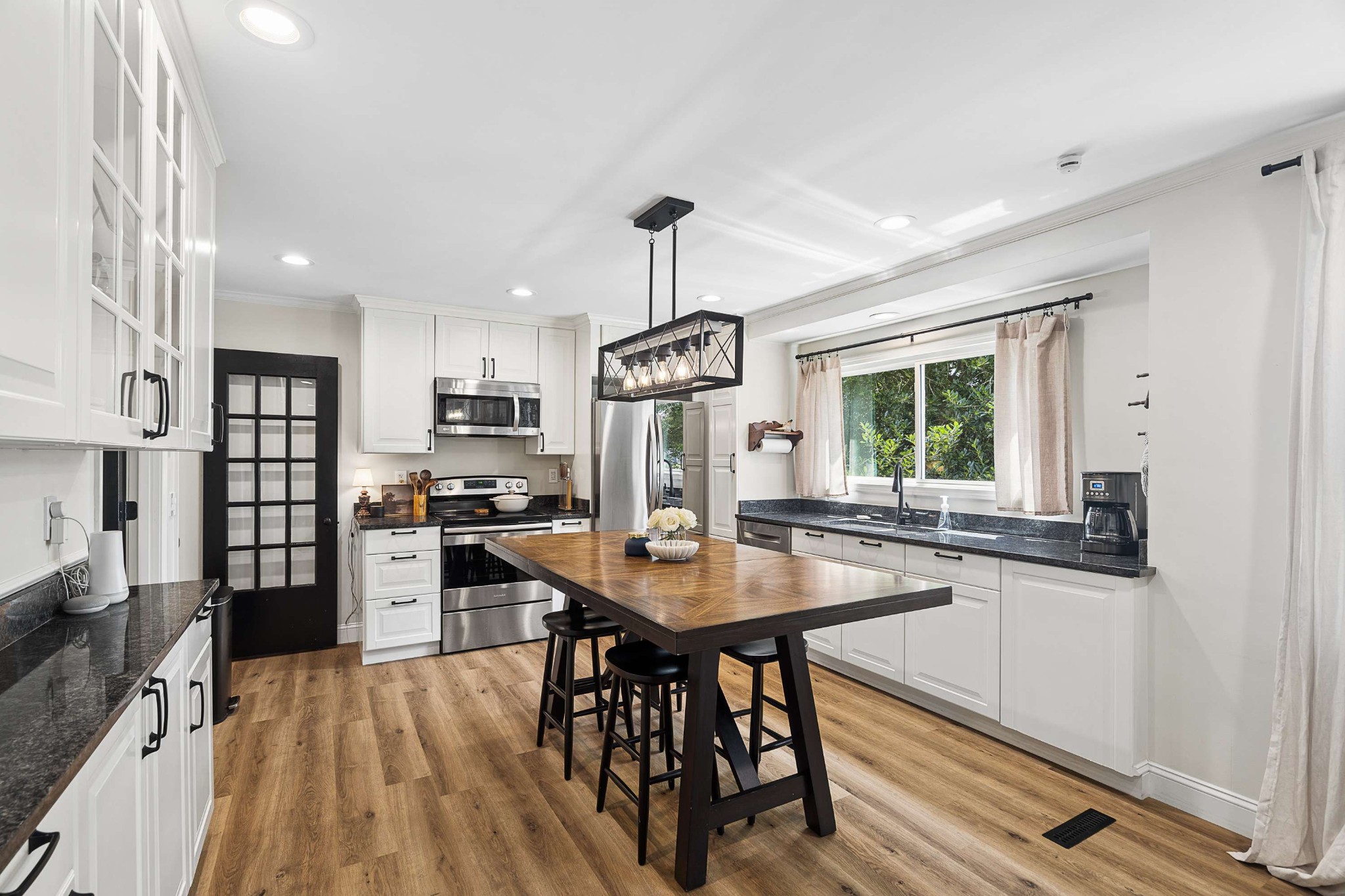 138 East Dr