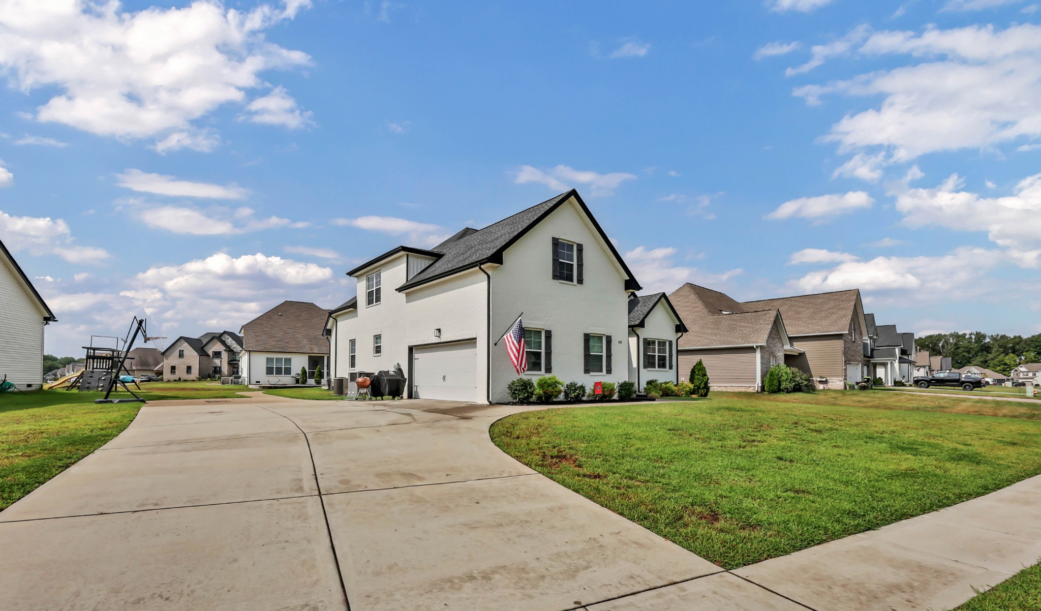 1115 Chagford Dr