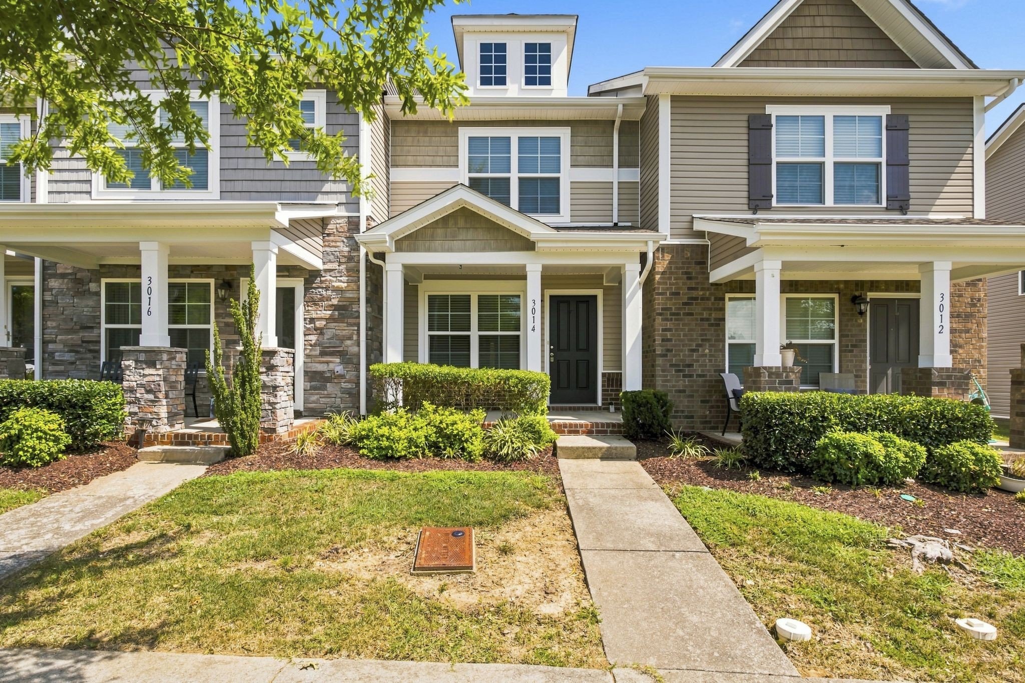 3014 Friars Trl
