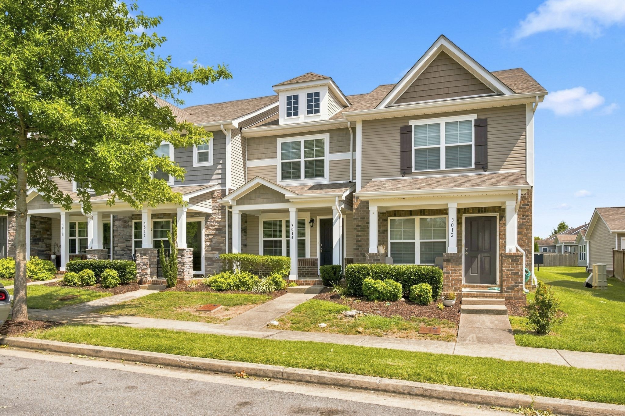 3014 Friars Trl