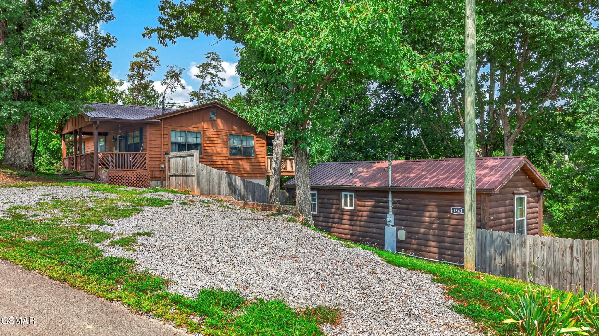 1537 Kinder Lane
