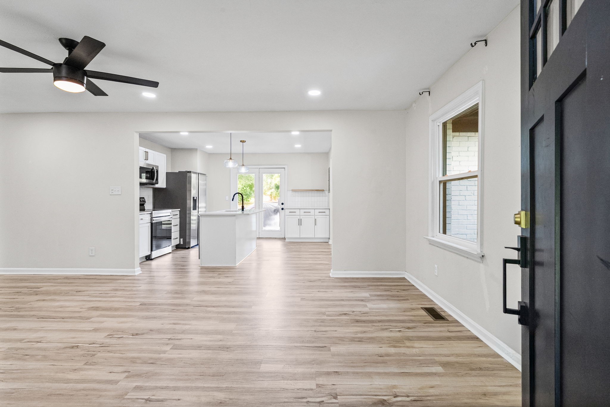 303 Jessie Ave