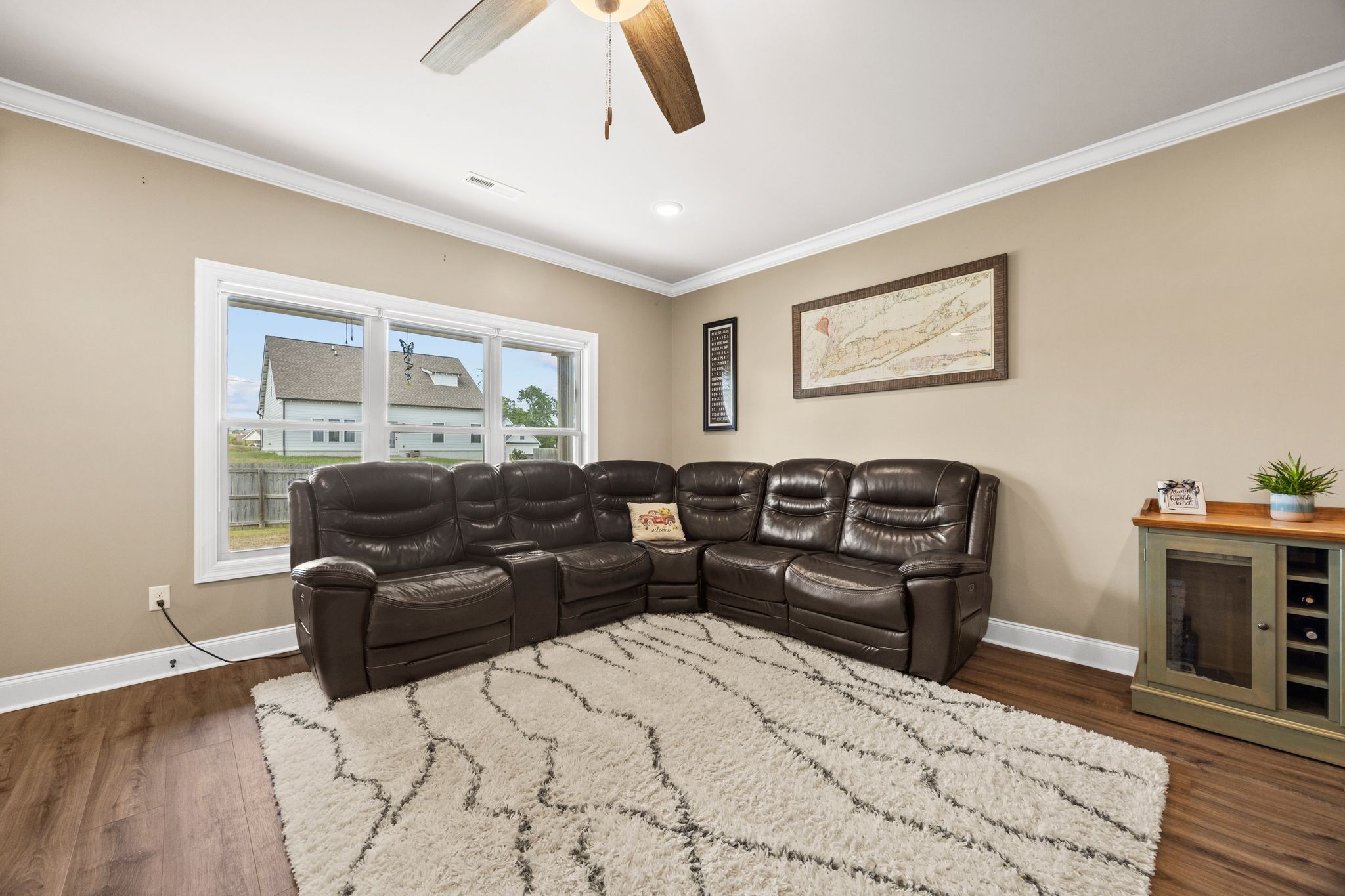 2608 Etna Dr