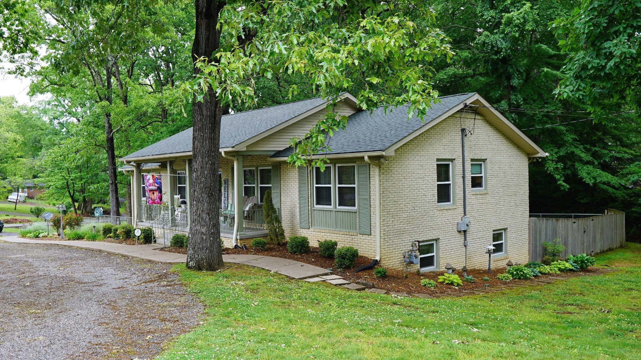 100 Canary Dr