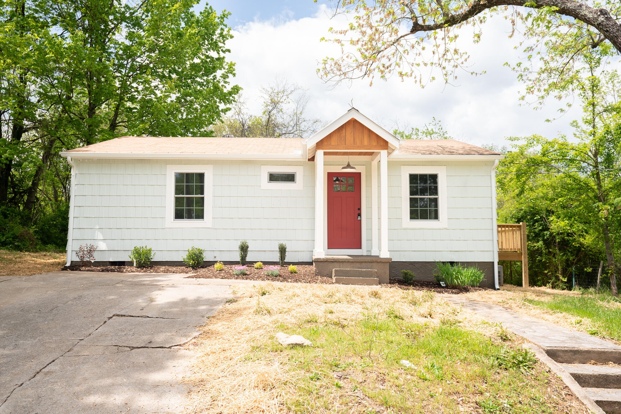 2519 Maple Drive