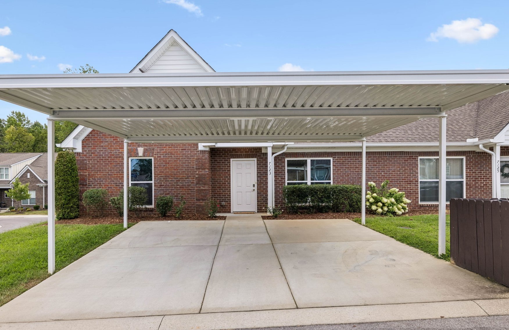 7123 Fernvale Springs Way