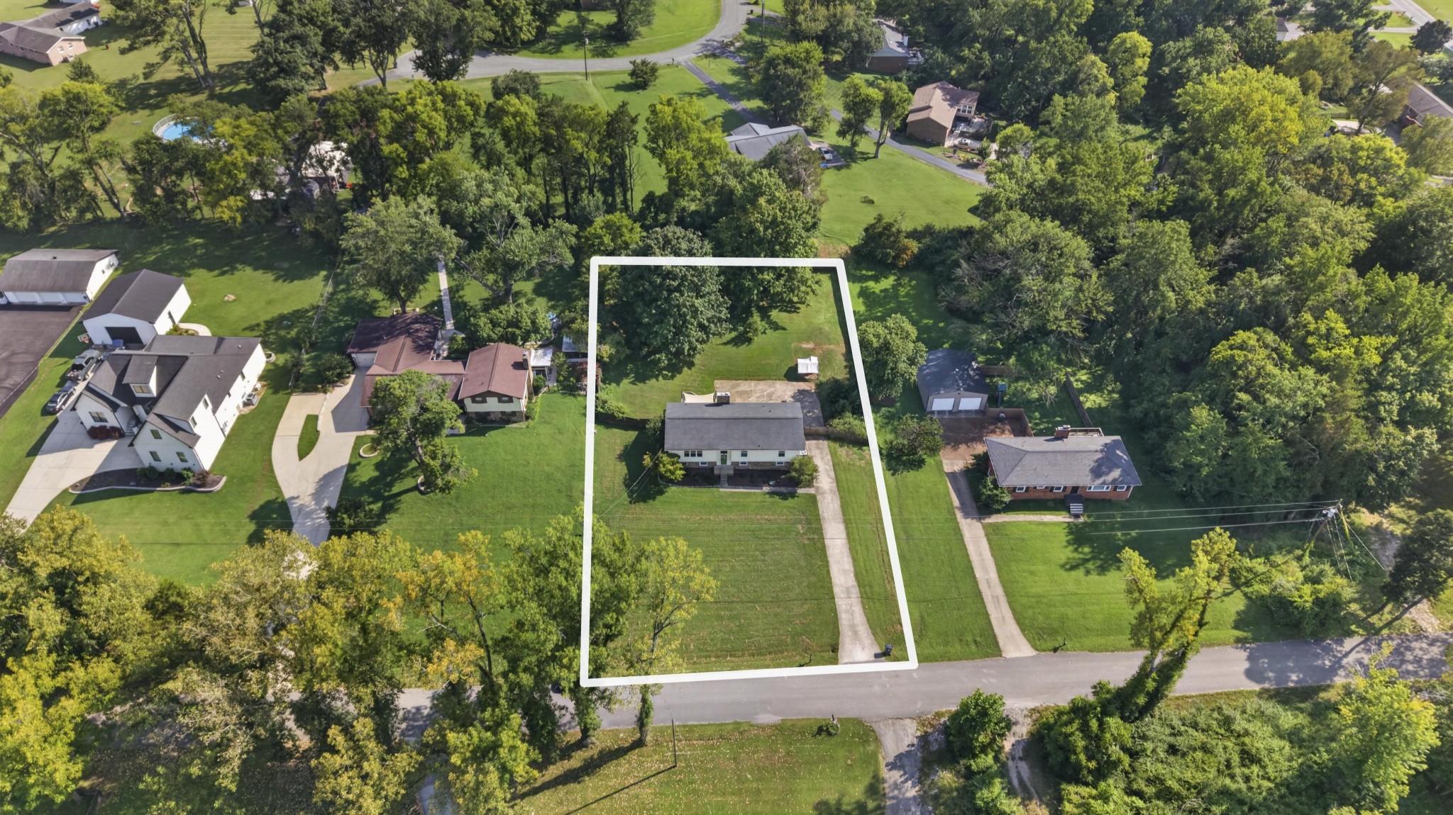 713 Hillbrook Dr
