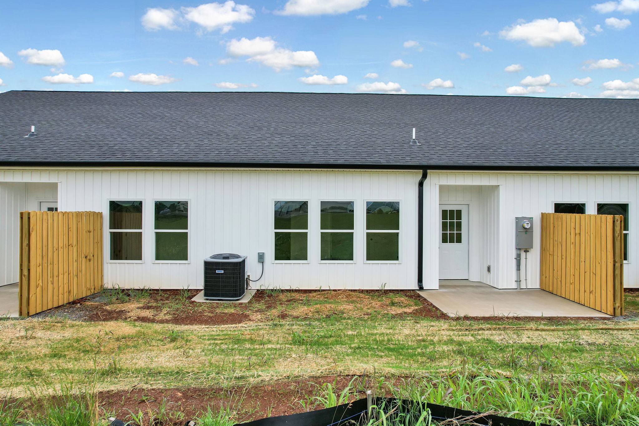 1080 Congress Parkway, N