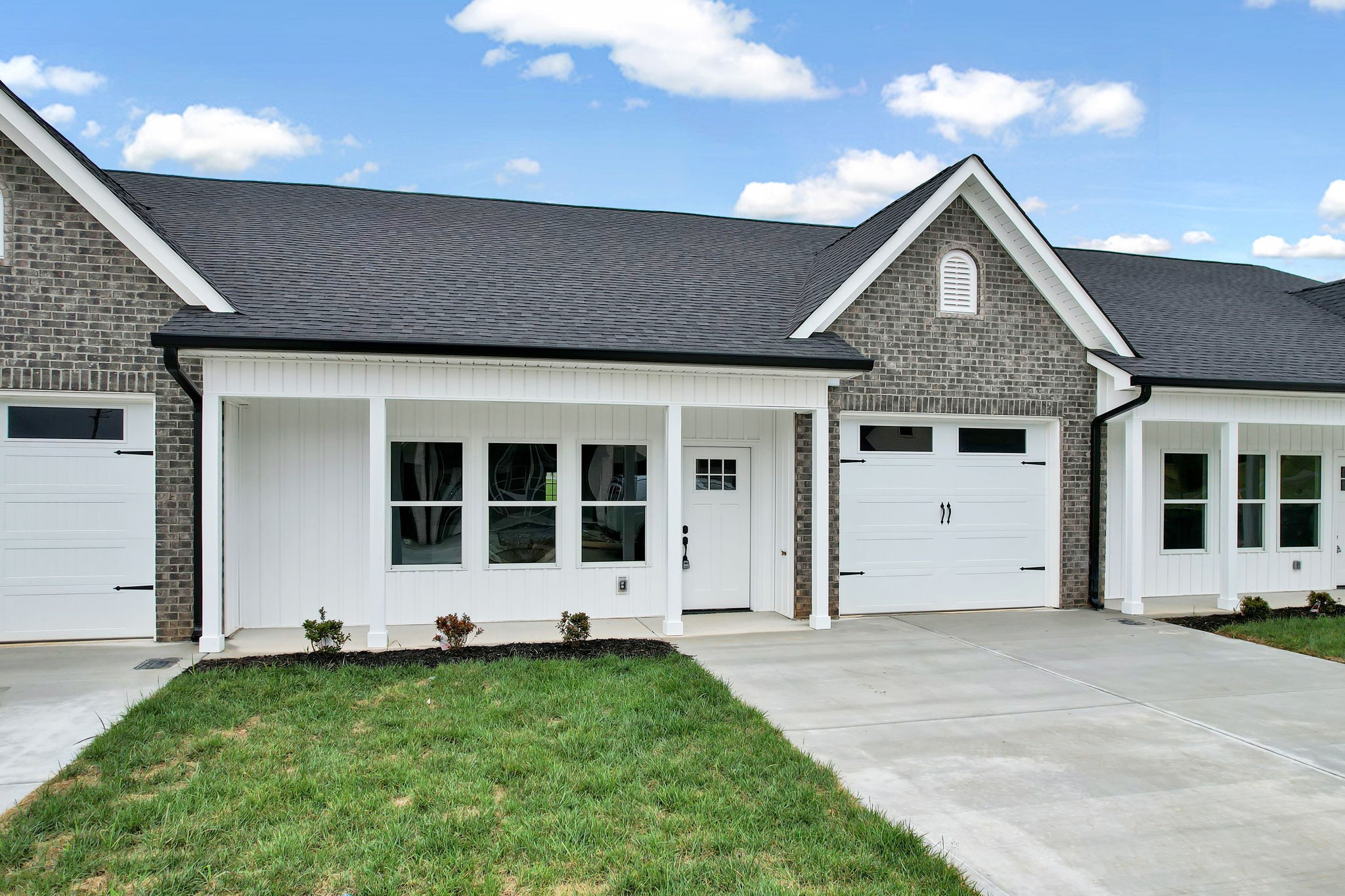 1080 Congress Parkway, N