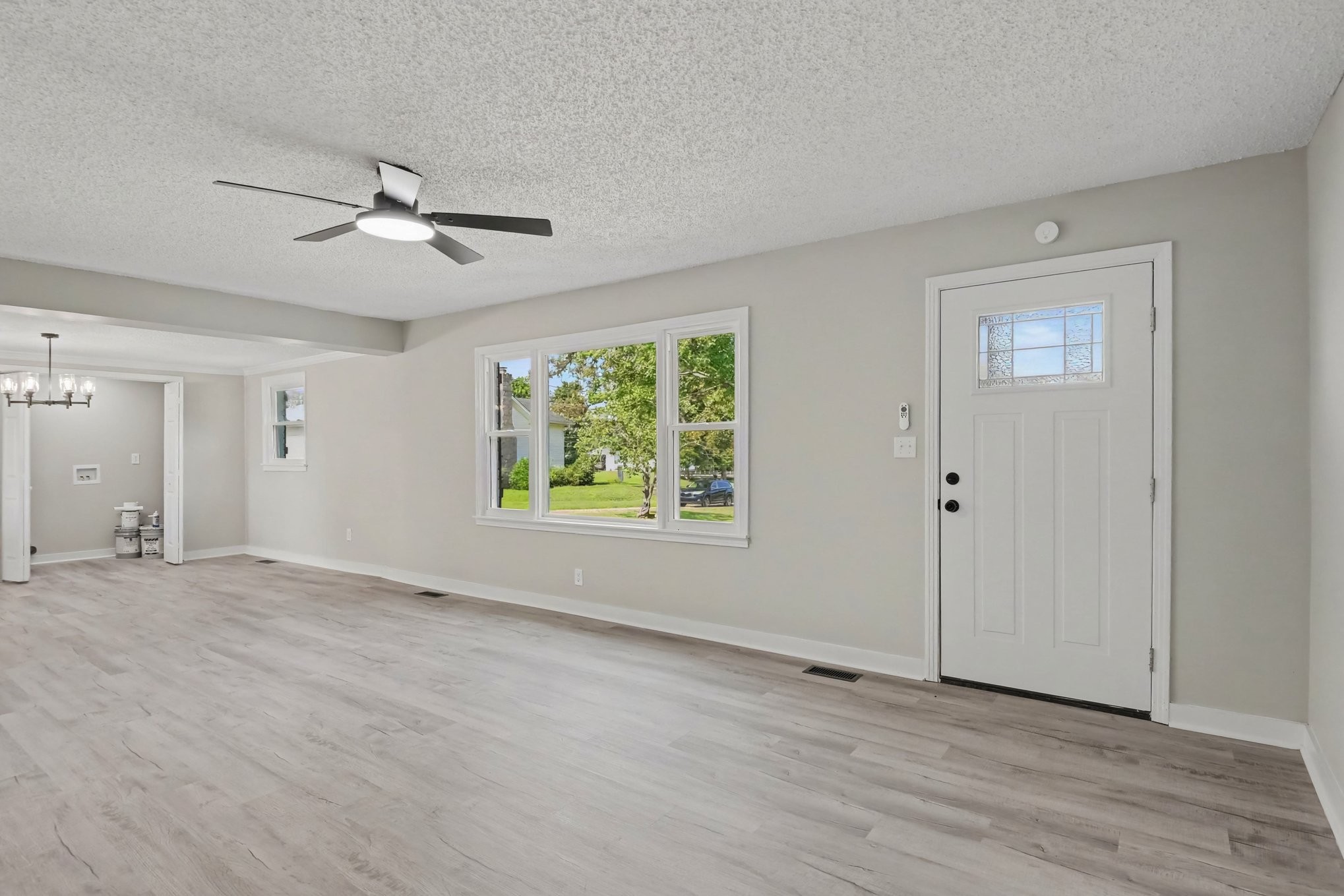 5672 Highway 161