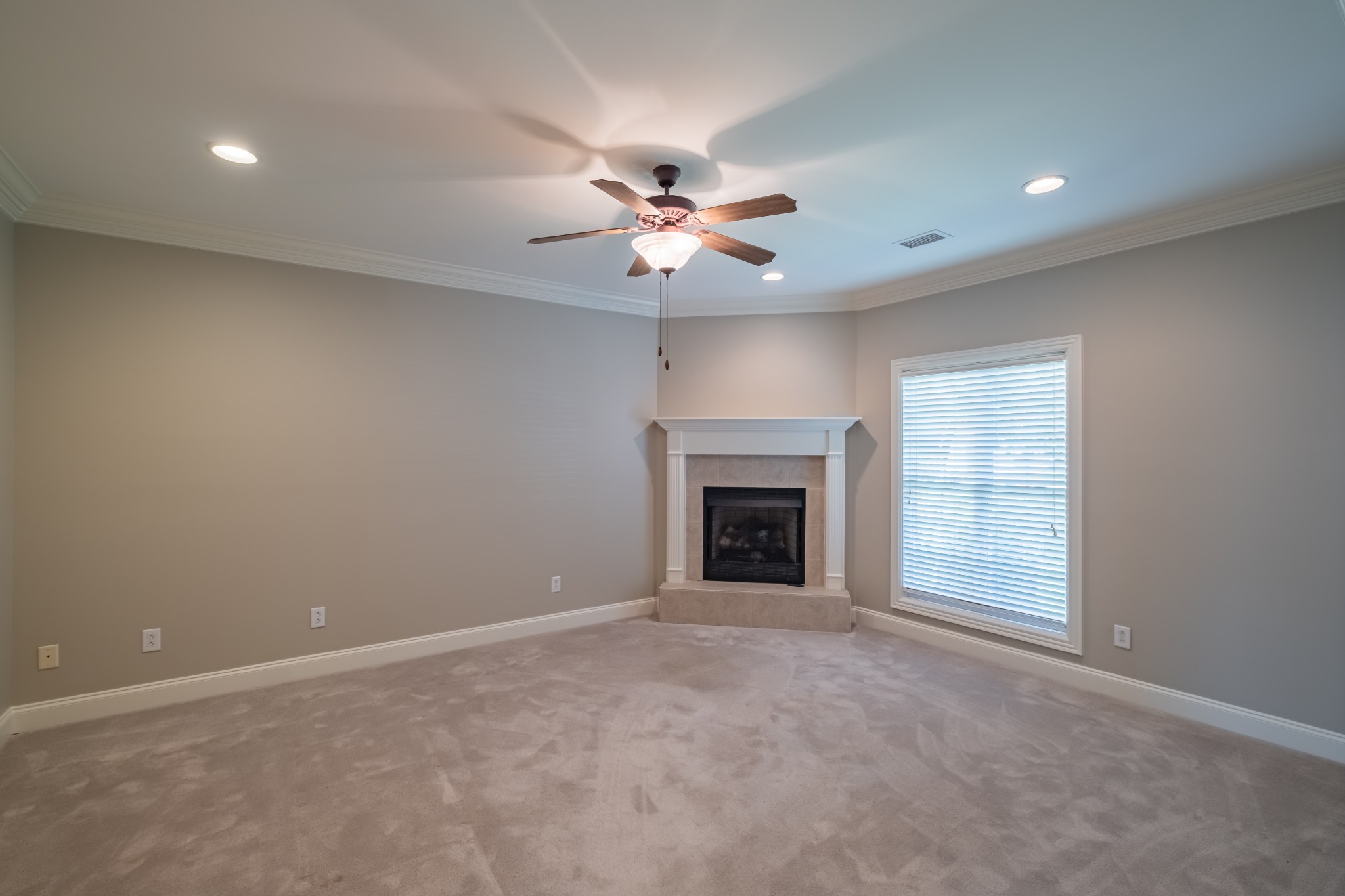 76 Chase Cir
