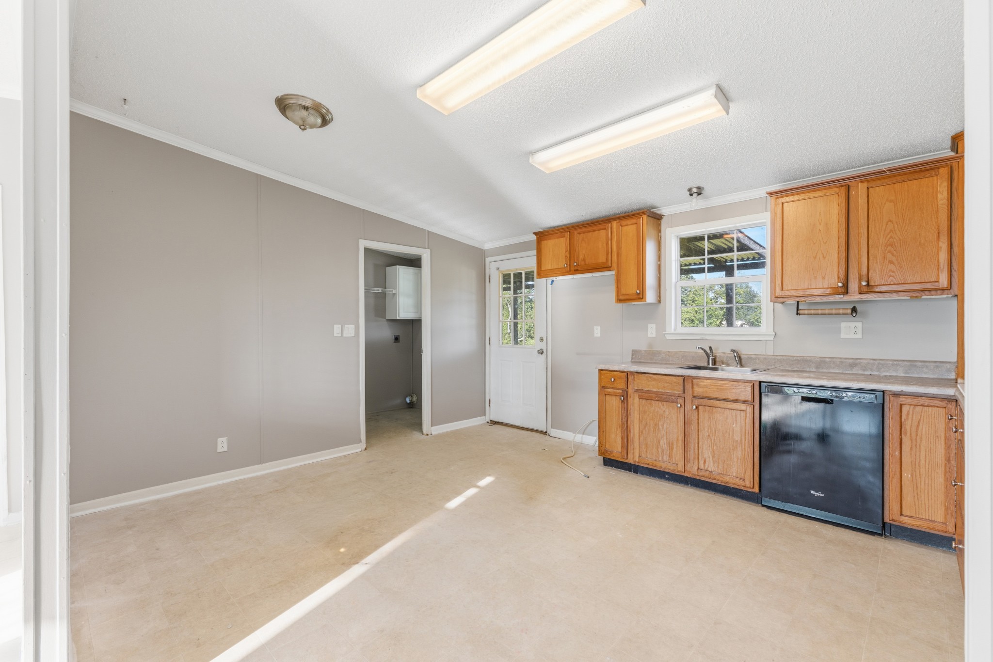 788 Denning Ford Rd